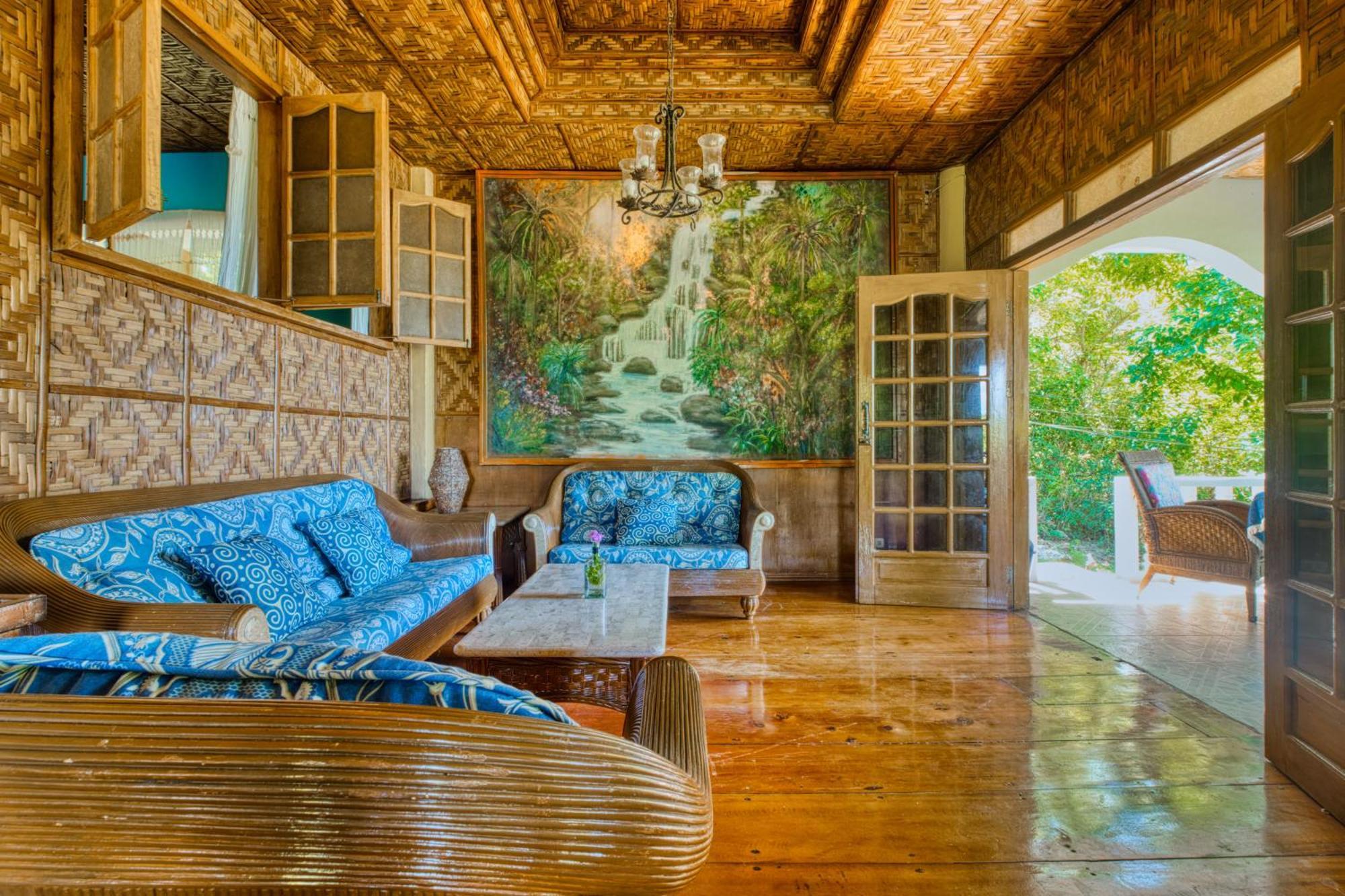 Pilar Pilapil House In Malapascua