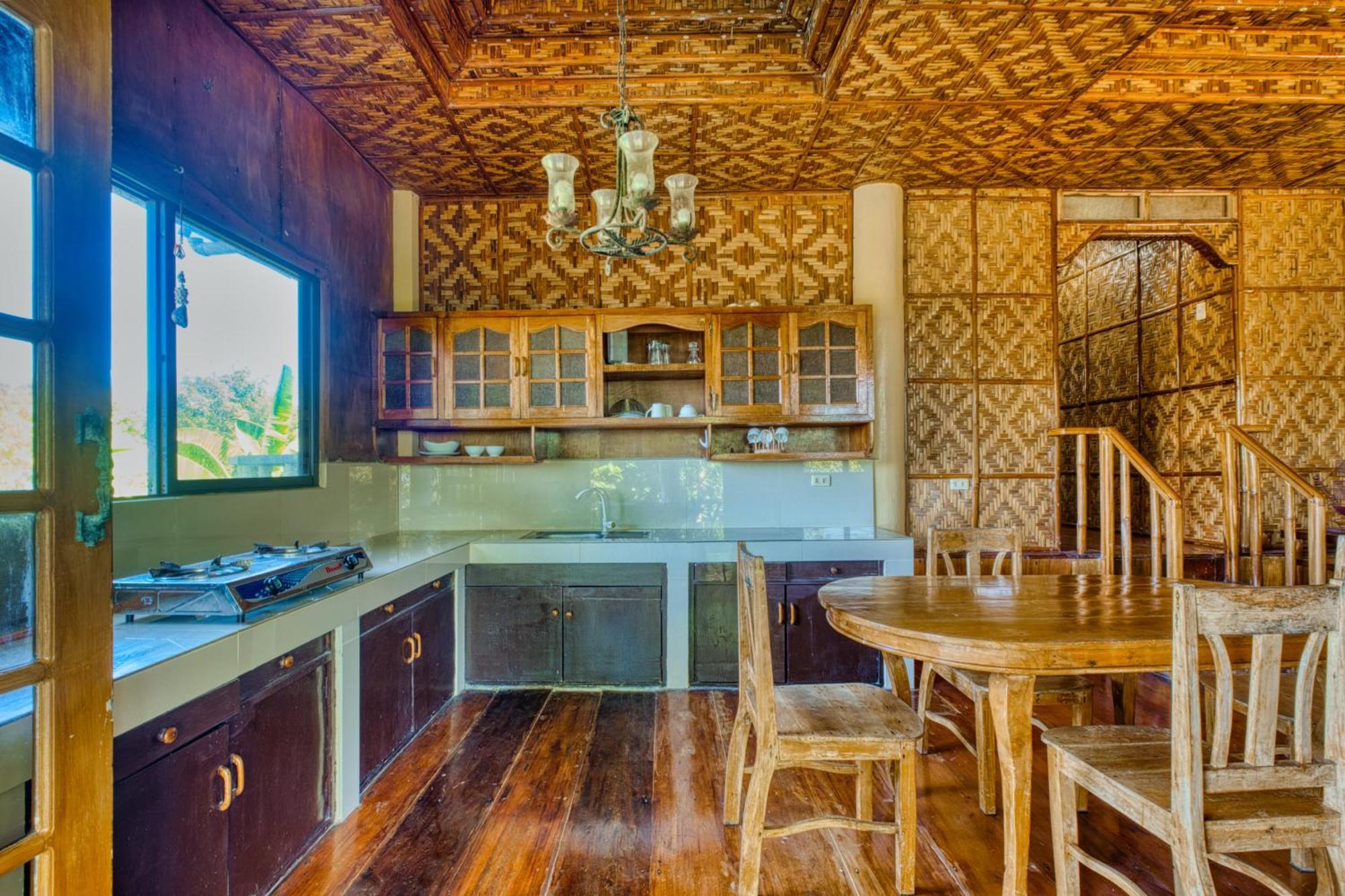 Pilar Pilapil House In Malapascua Villa *