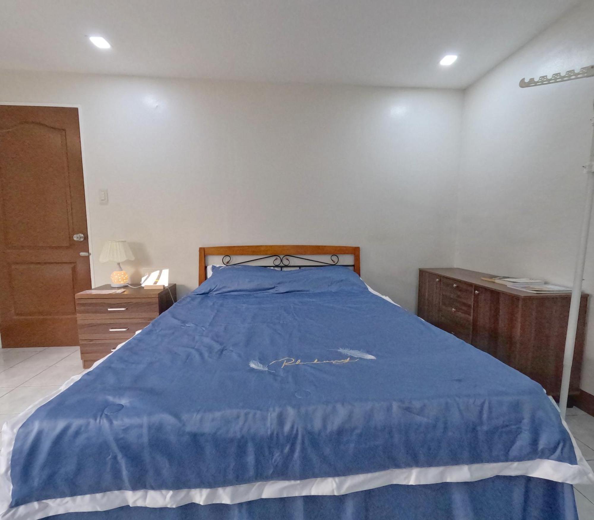 Homestay Casa Loreto Near Ayala Center *