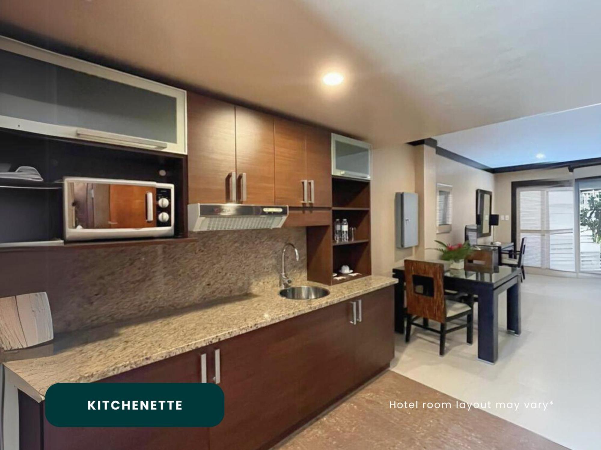 Coralpoint Gardens & Residences Resort