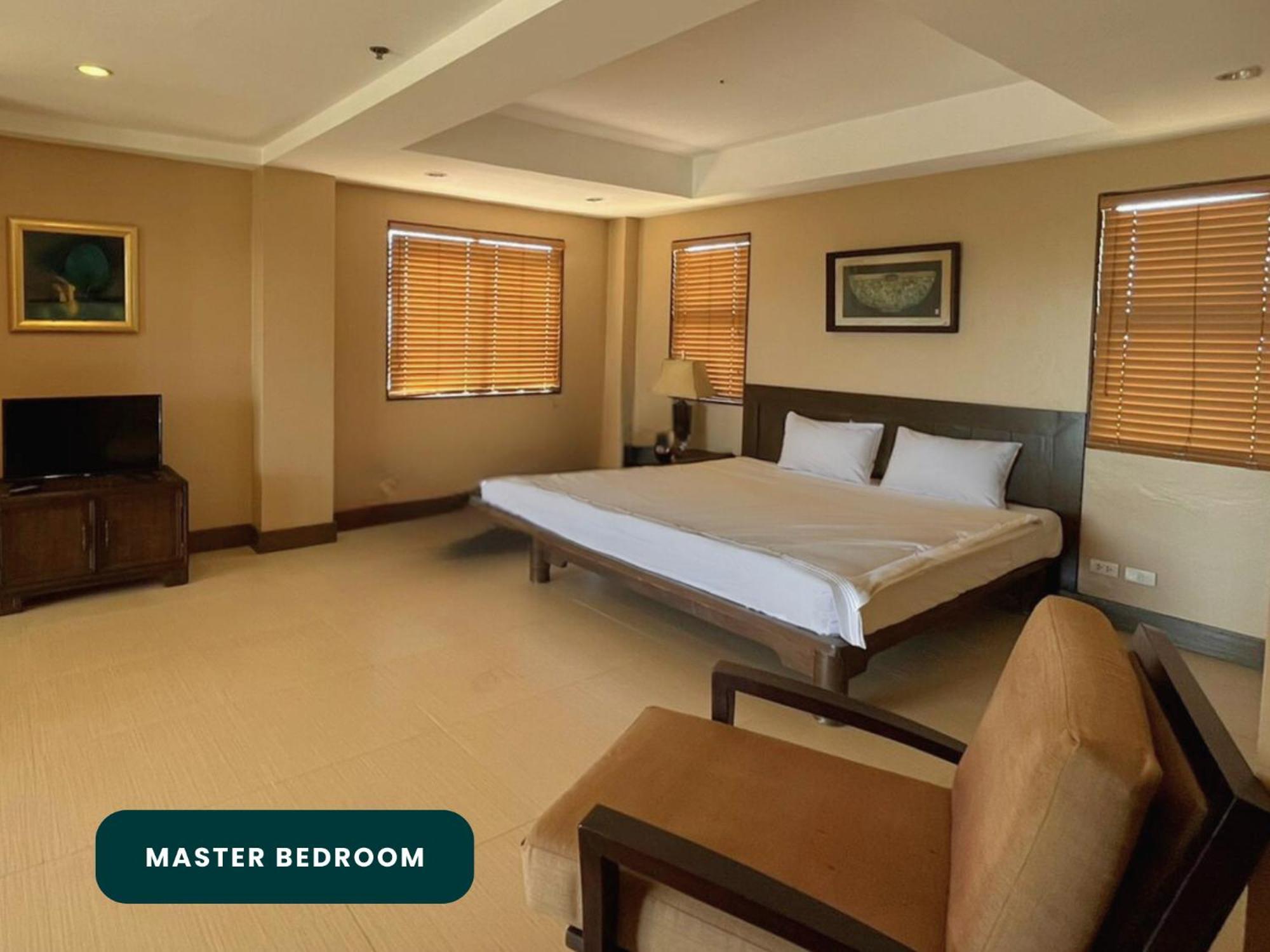 Coralpoint Gardens & Residences Resort