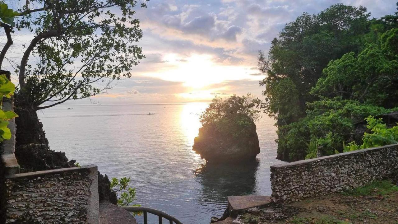 The Balete Resthouse Guest house