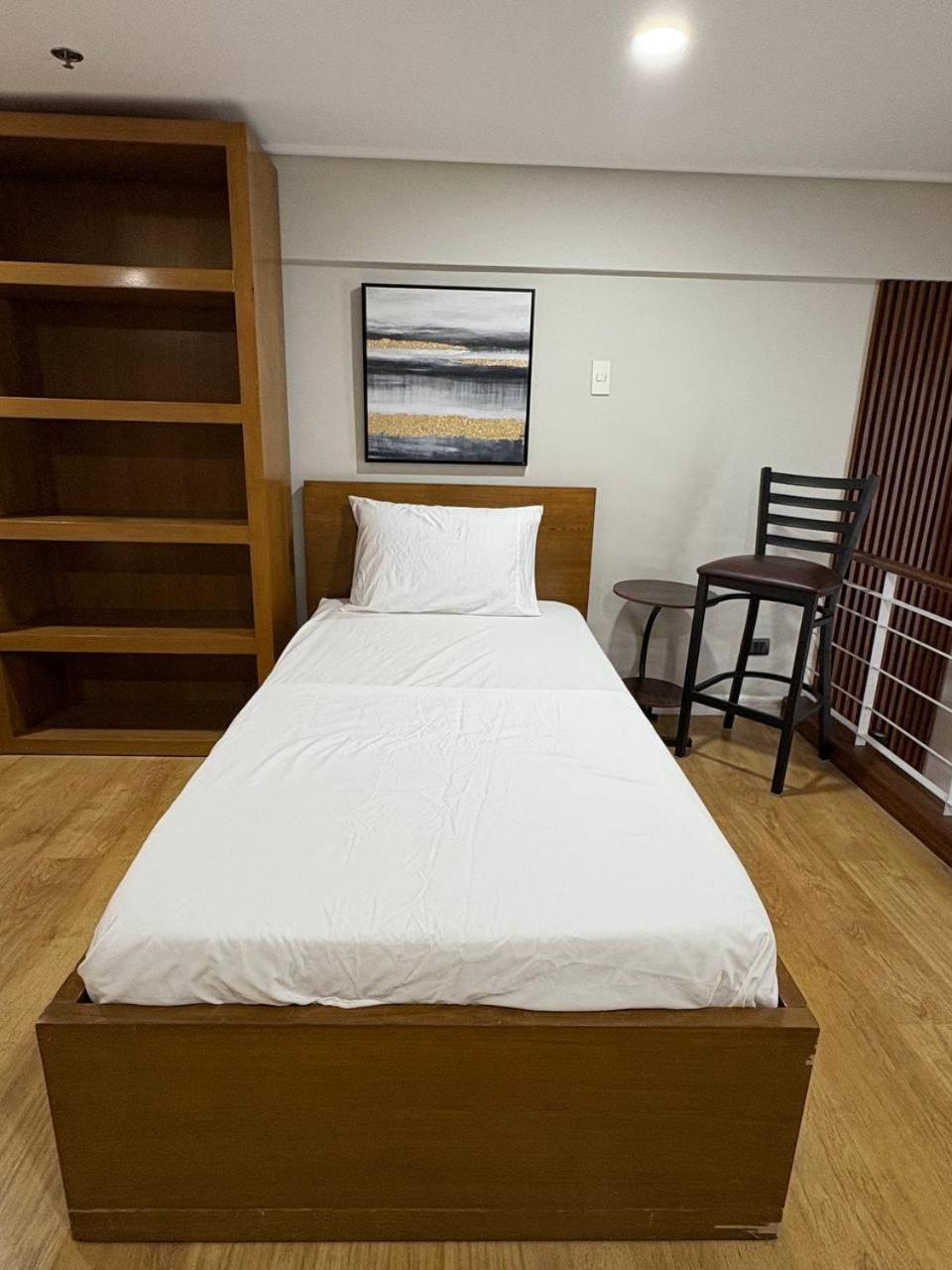 Apartment Weni's Place - An Urban Loft Type *