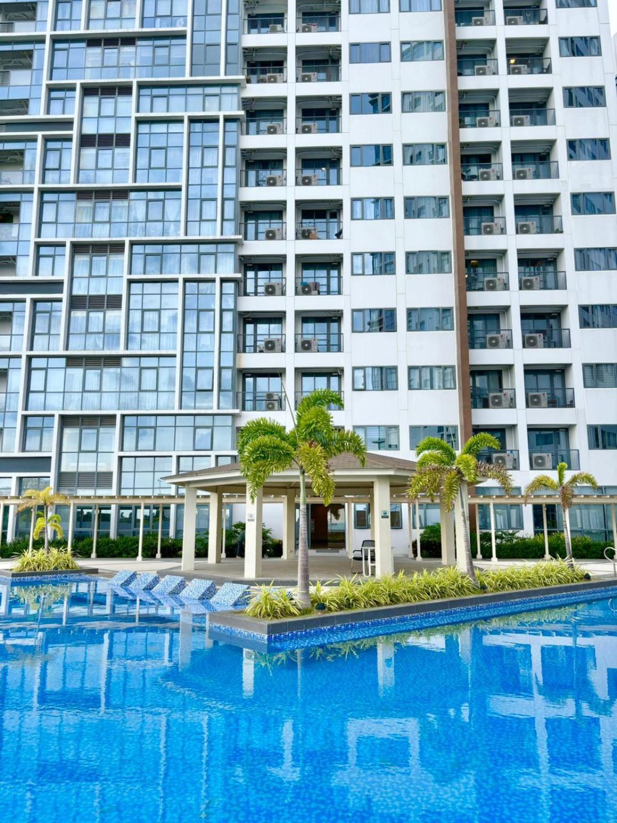 Mactan Newtown Near By The Lapu-Lapu City