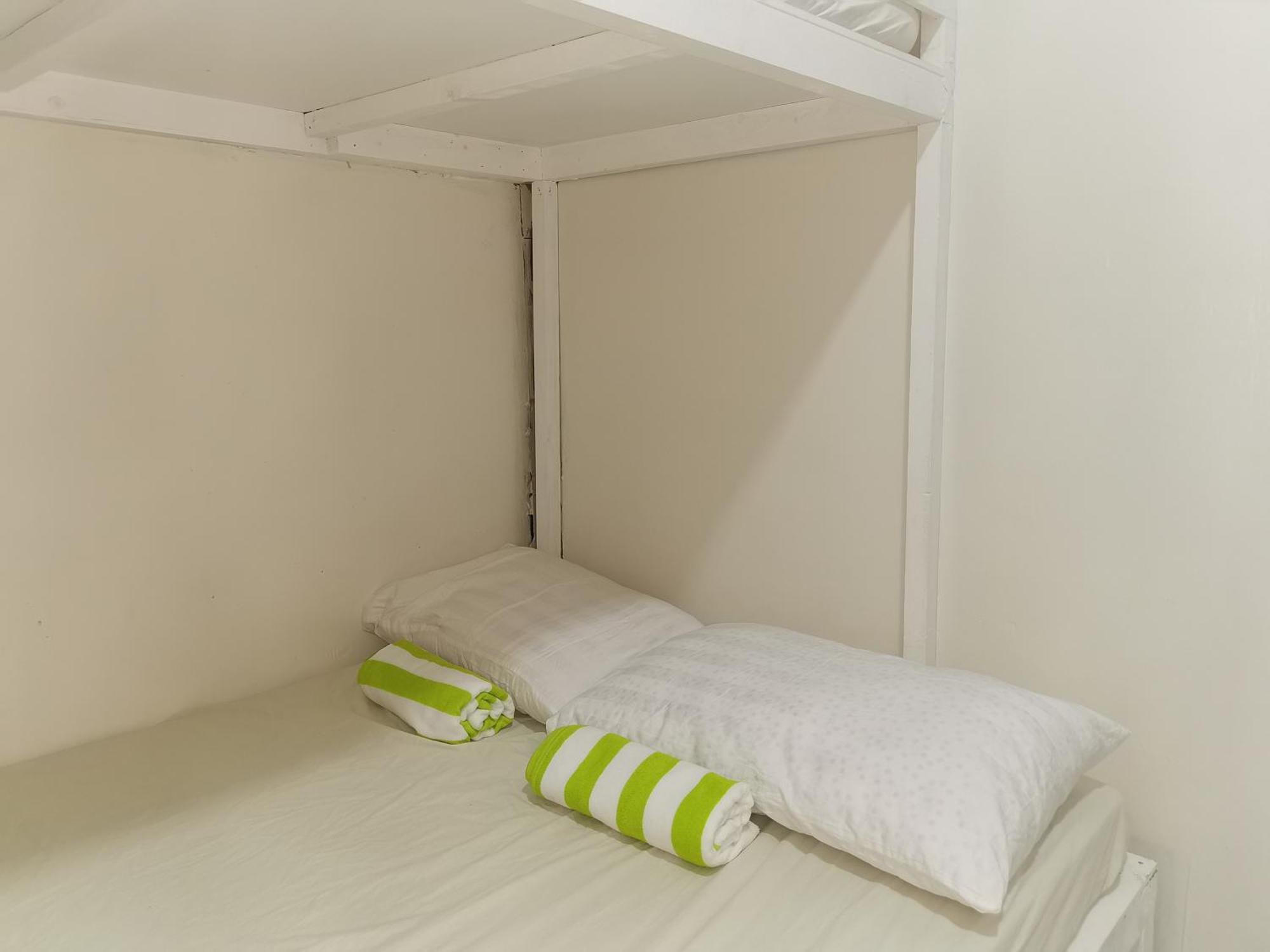 Hostel Resort's Side