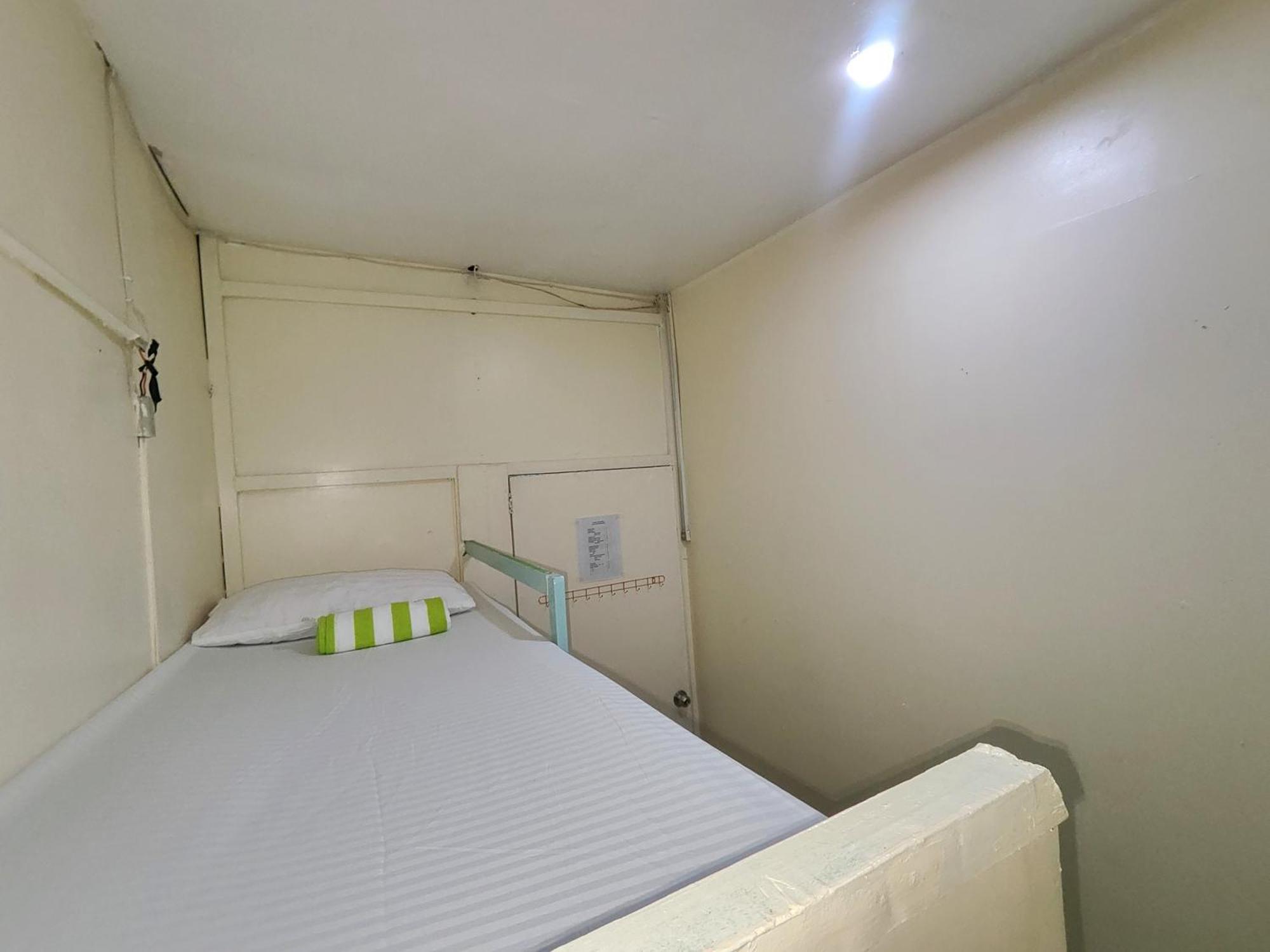 Hostel Resort's Side