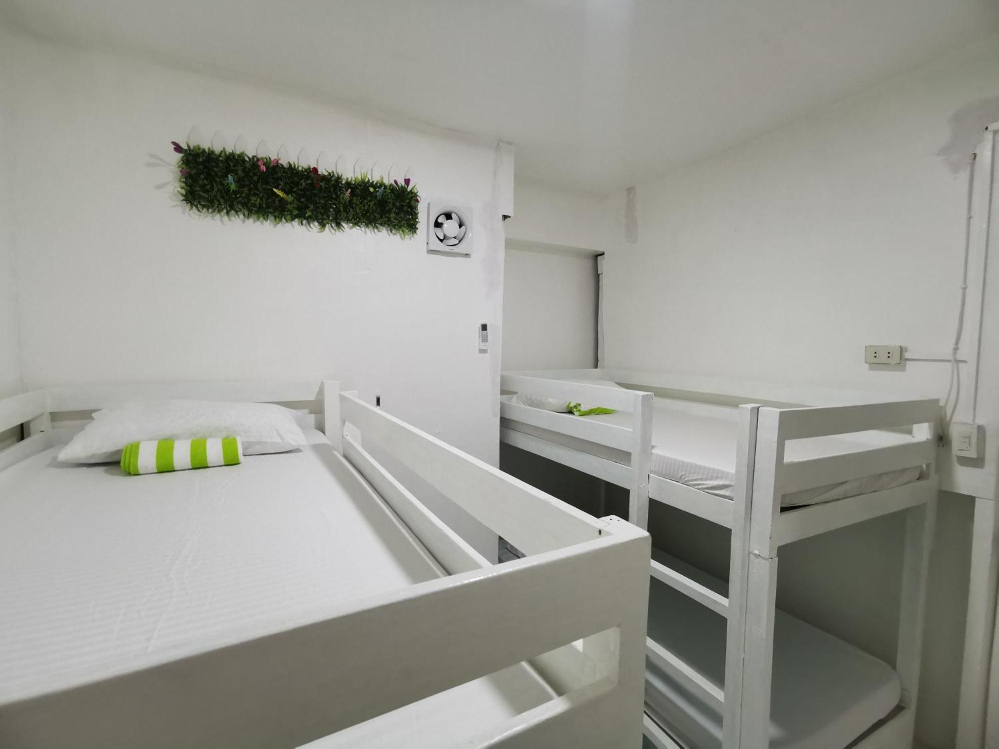 Resort's Side Hostel *