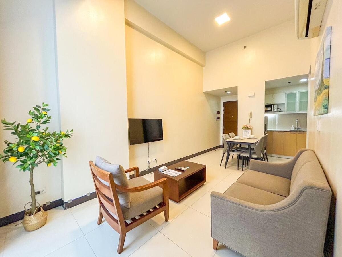 High Ceiling 1br Opr #7 *