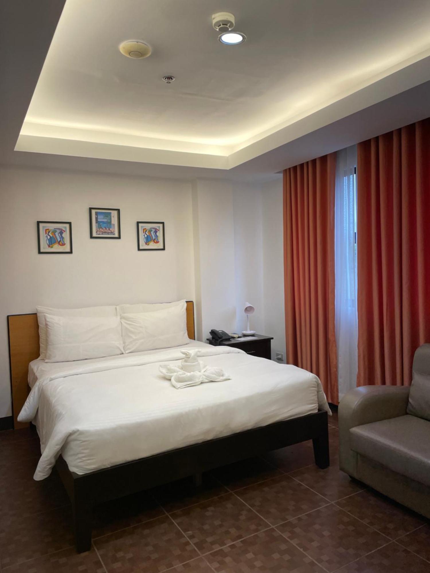 Resort Palmbeach & Mactan, Cebu