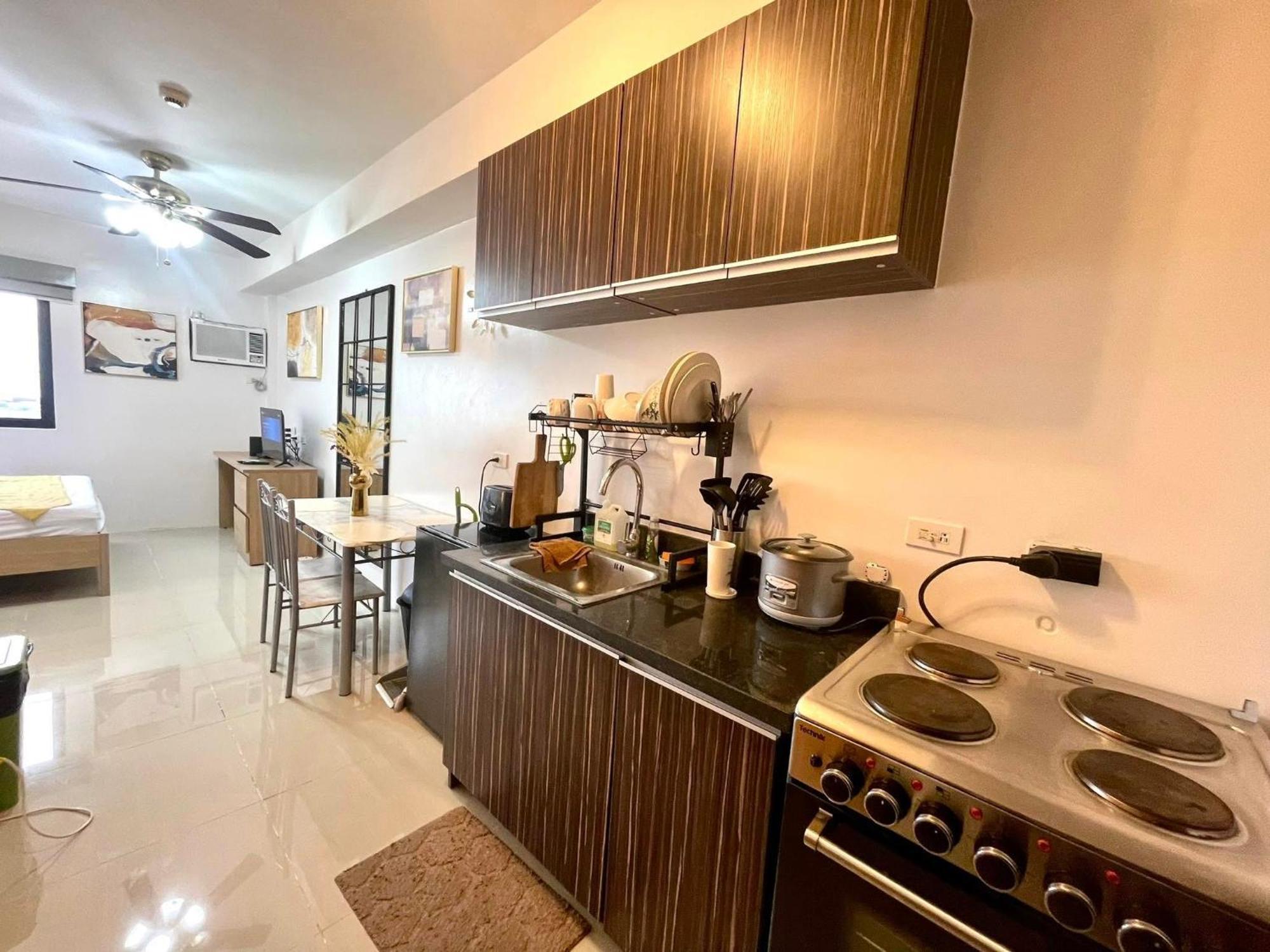 1237 Luxury Unit Good For 4 Person Apartment Cebu