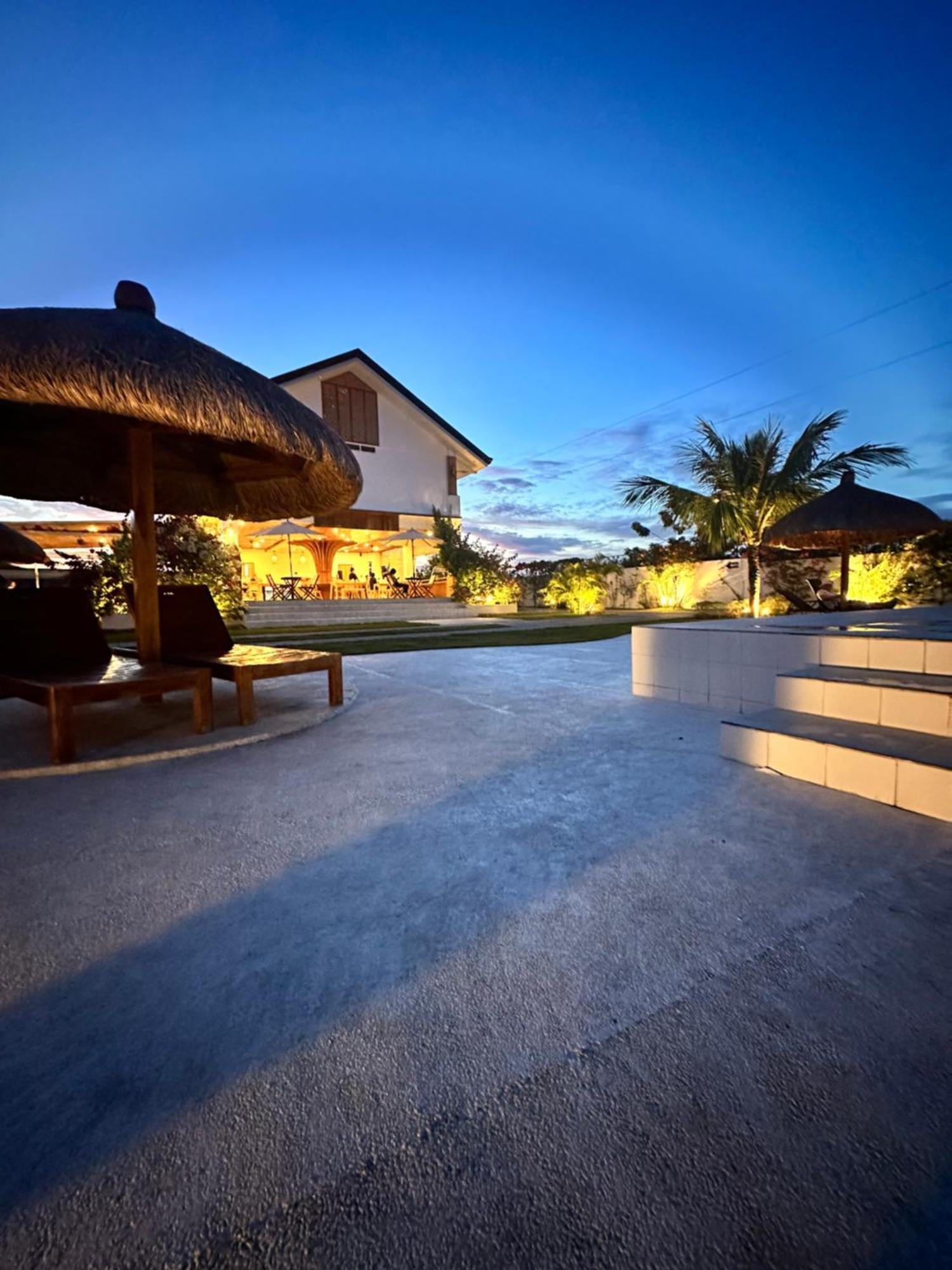 Treeshade & Resort Moalboal