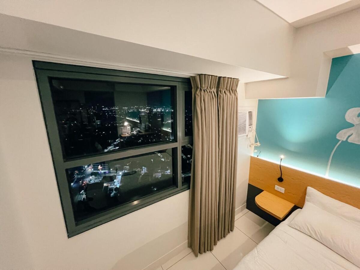 Skyline Gem * Cebu
