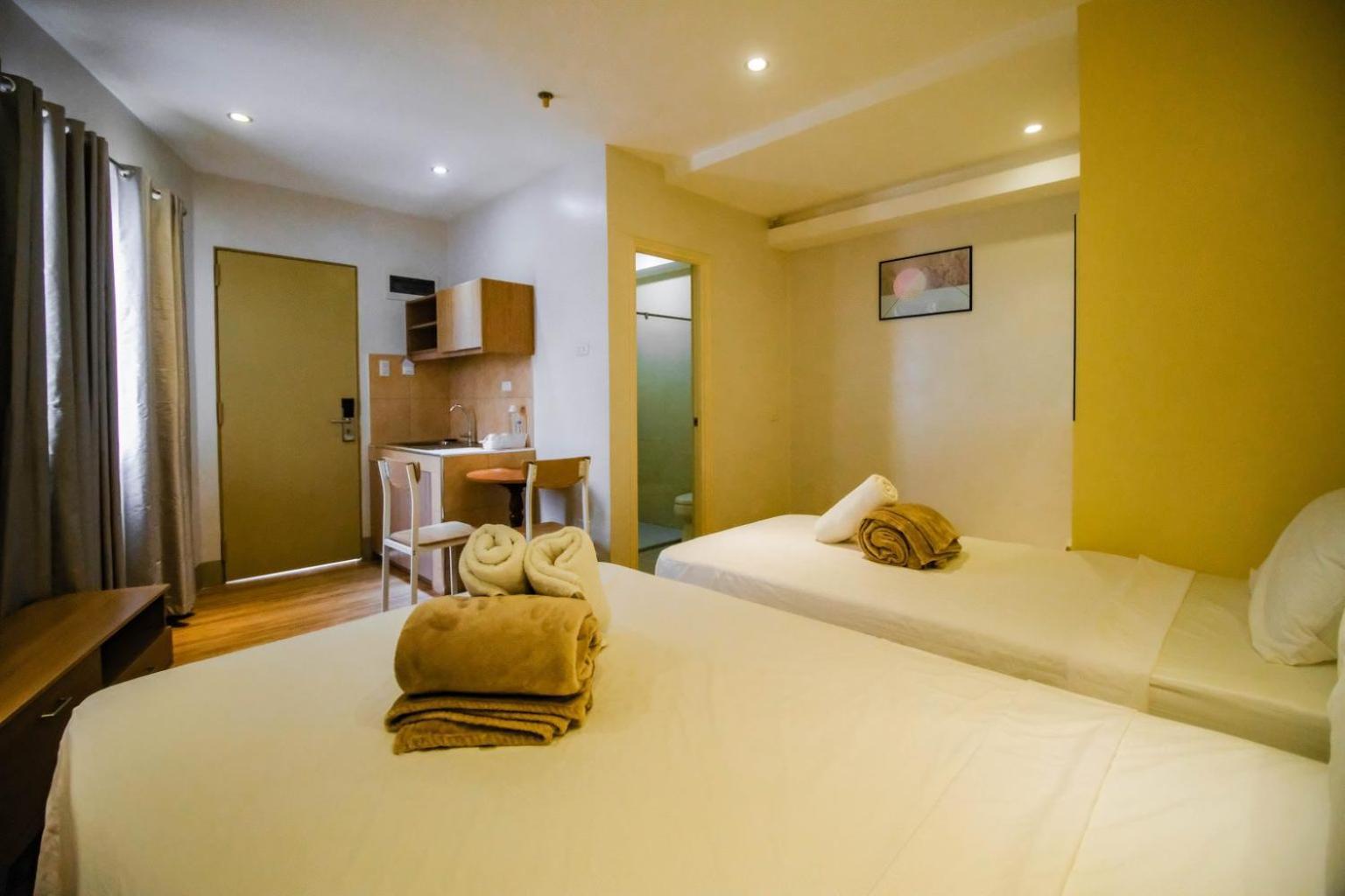 Hotel Almond By Hiverooms