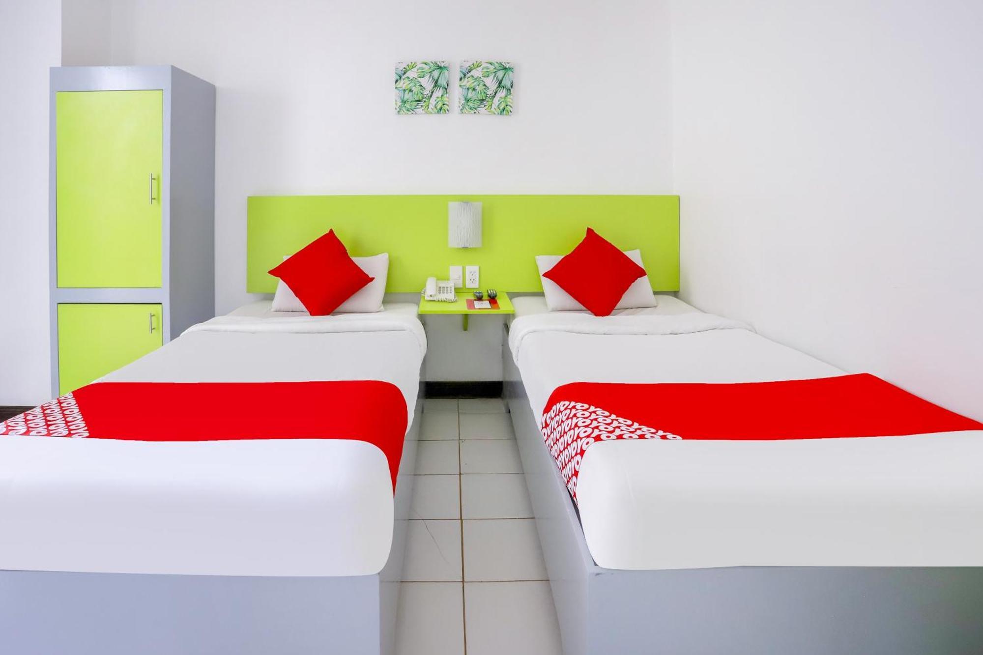Oyo 210 Apple Tree 3*