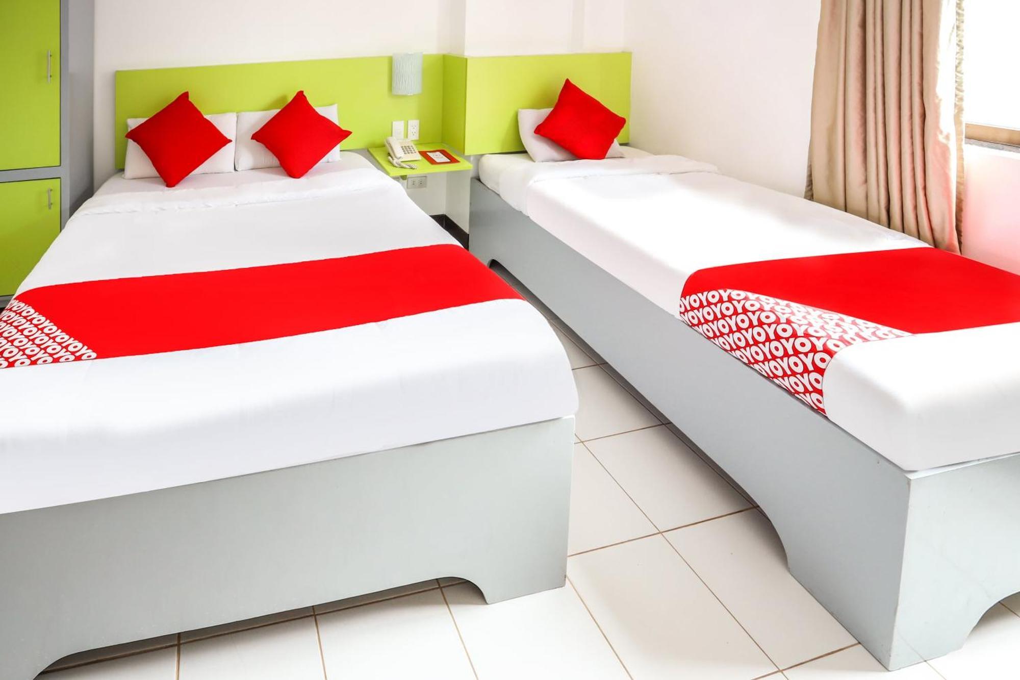Oyo 210 Apple Tree Hotel