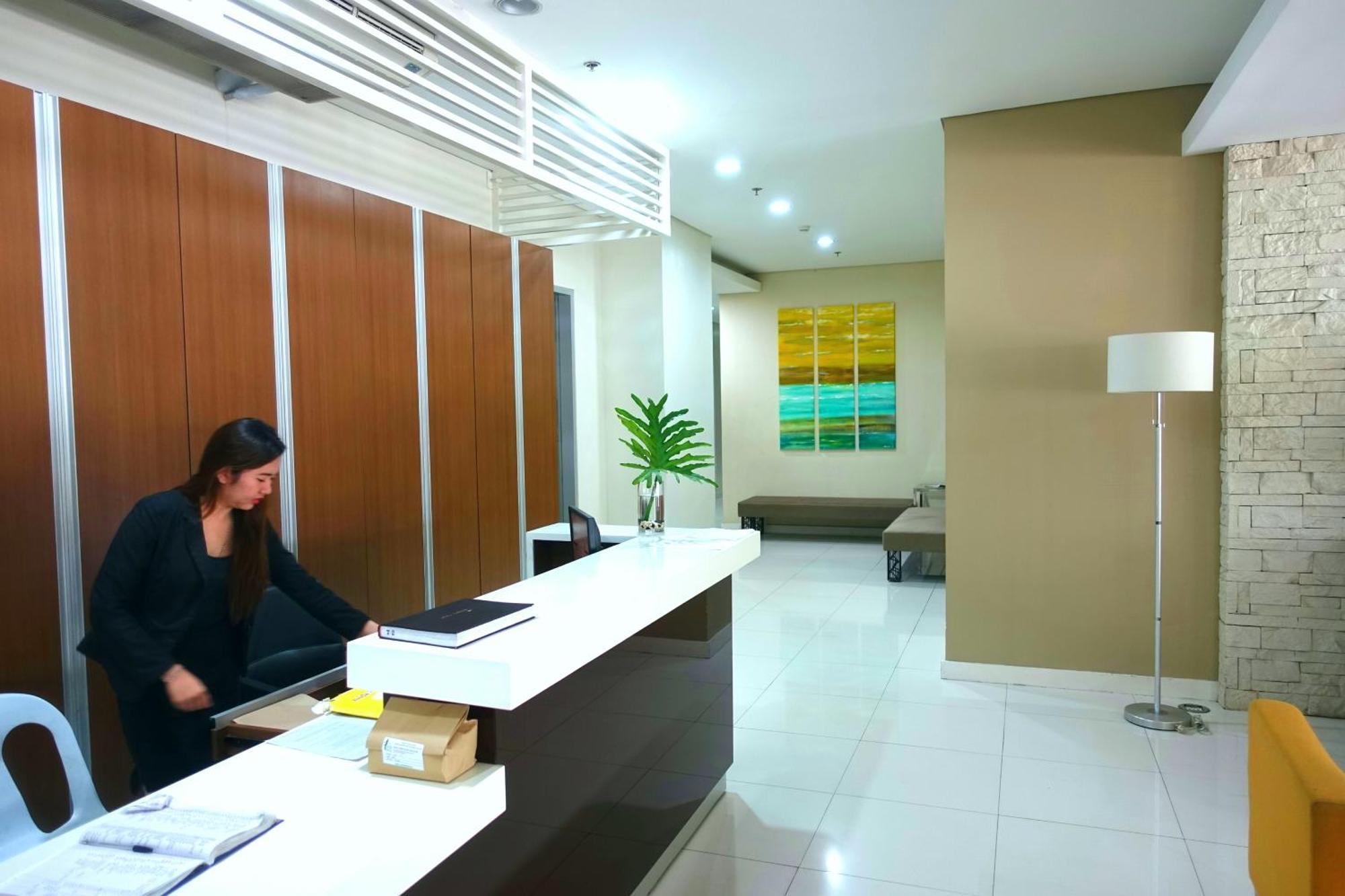 2012t2 Avida Towers It Park 1bedroom Unit Queen Bed Apartment Cebu