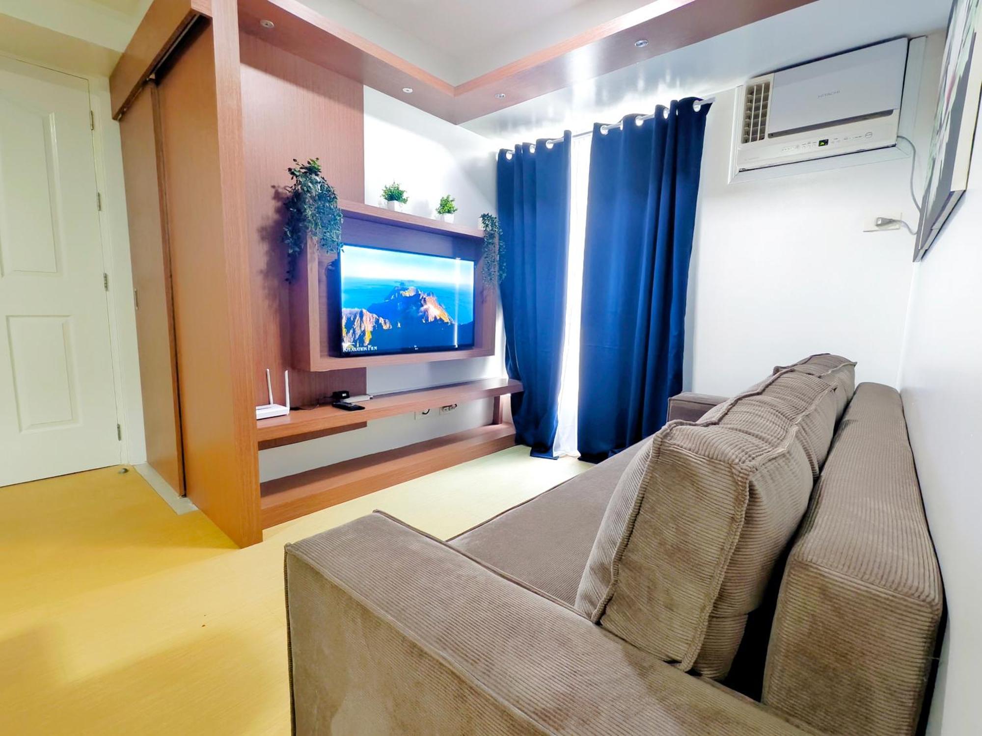 Apartment 2012t2 Avida Towers It Park 1bedroom Unit Queen Bed