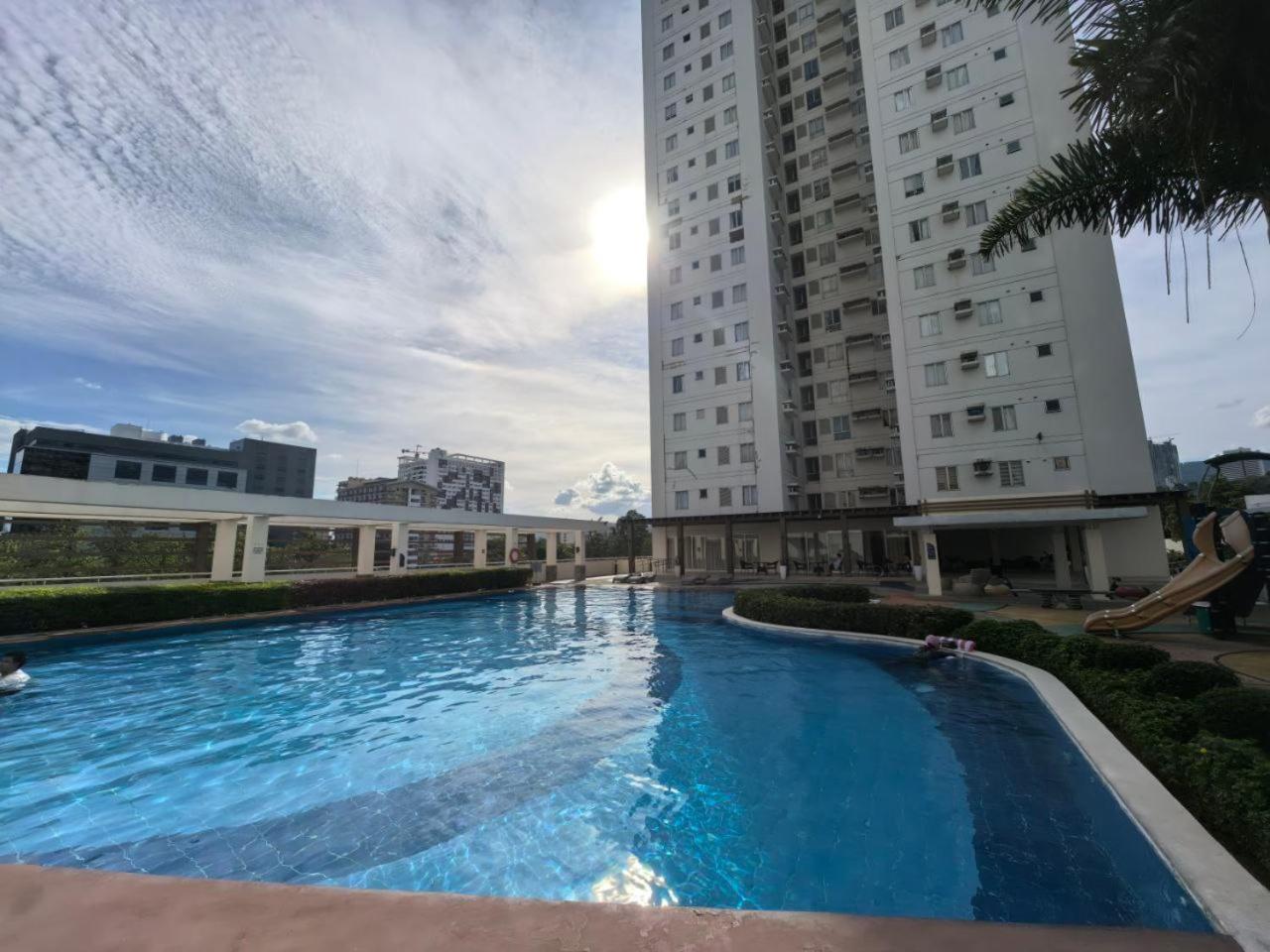 Bed In Share Avida Towers It Park Cebu