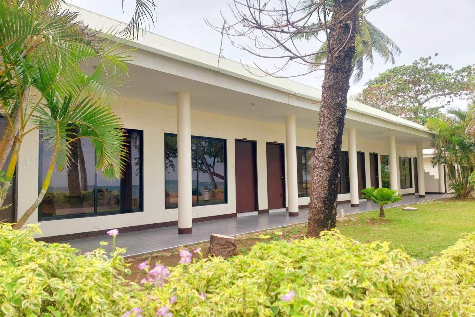 Estaca Bay Gardens Conference Powered By Cocotel Resort