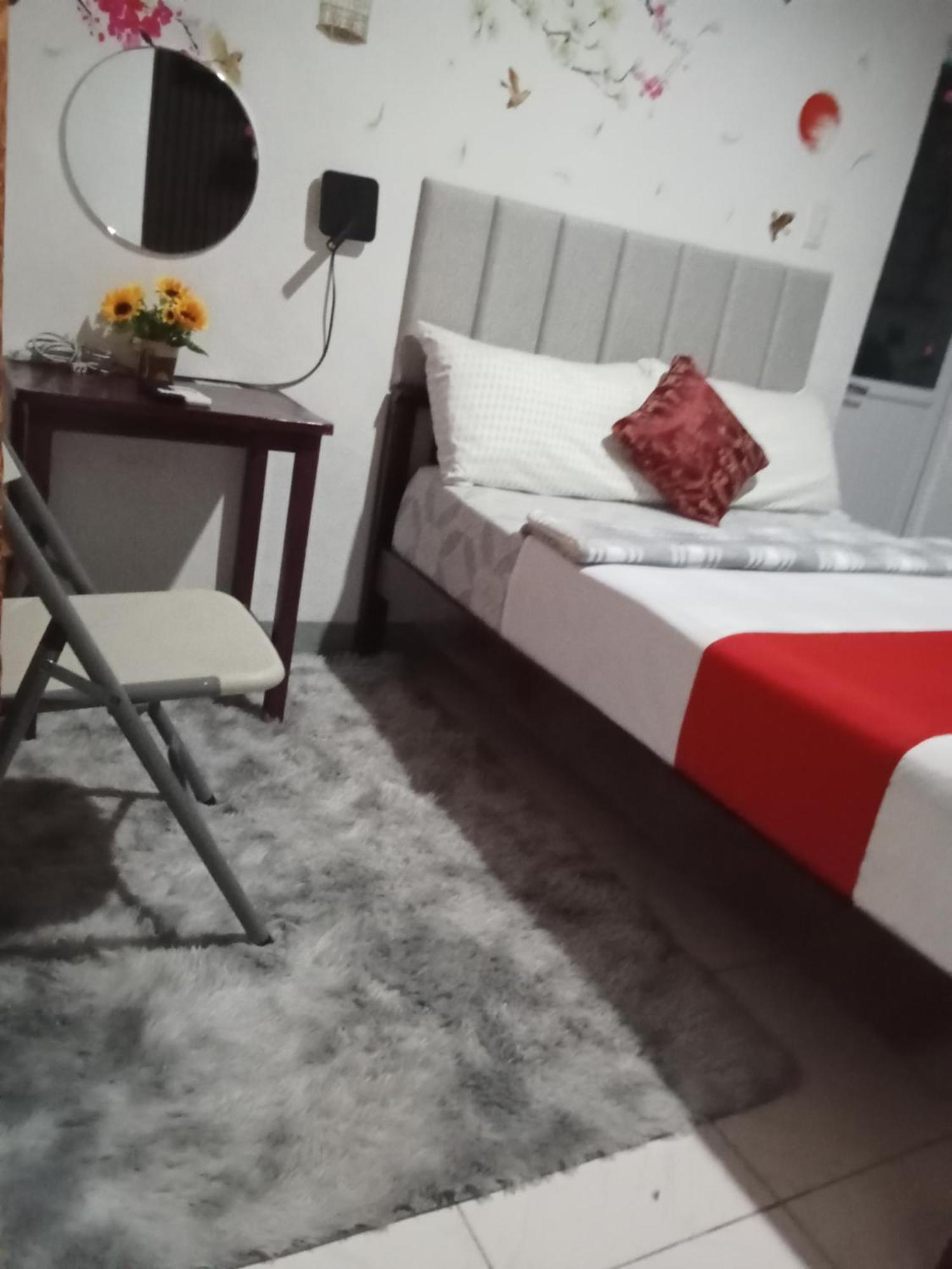 Yoo Darius' Residences * Moalboal