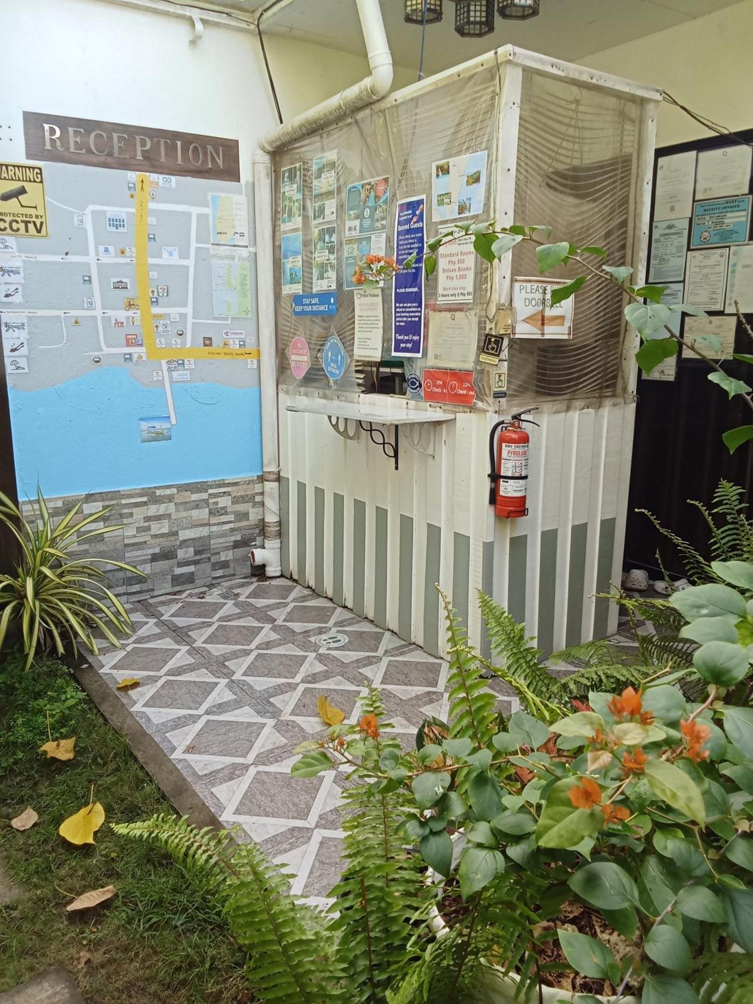 Yoo Darius' Residences Homestay Moalboal