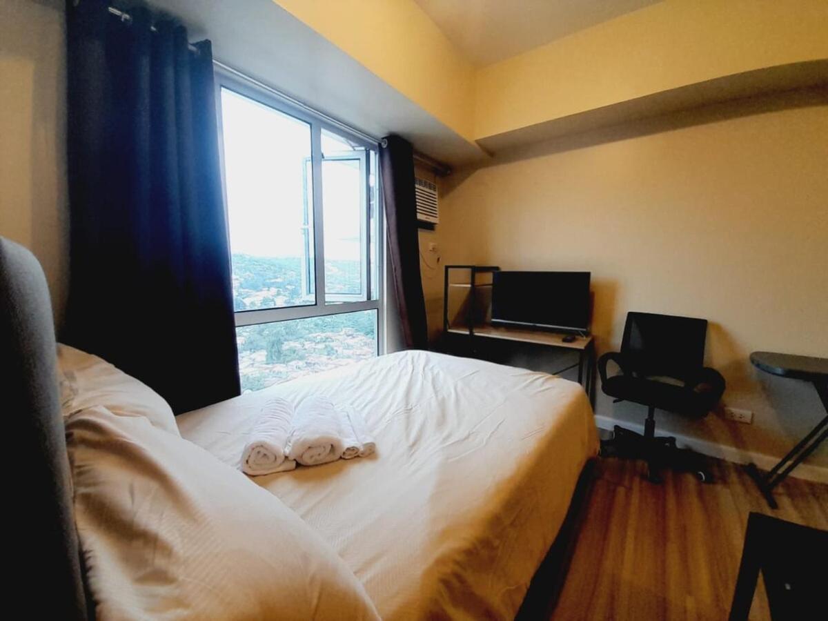 Avida Riala It Park Facing Mountain Area Apartment *