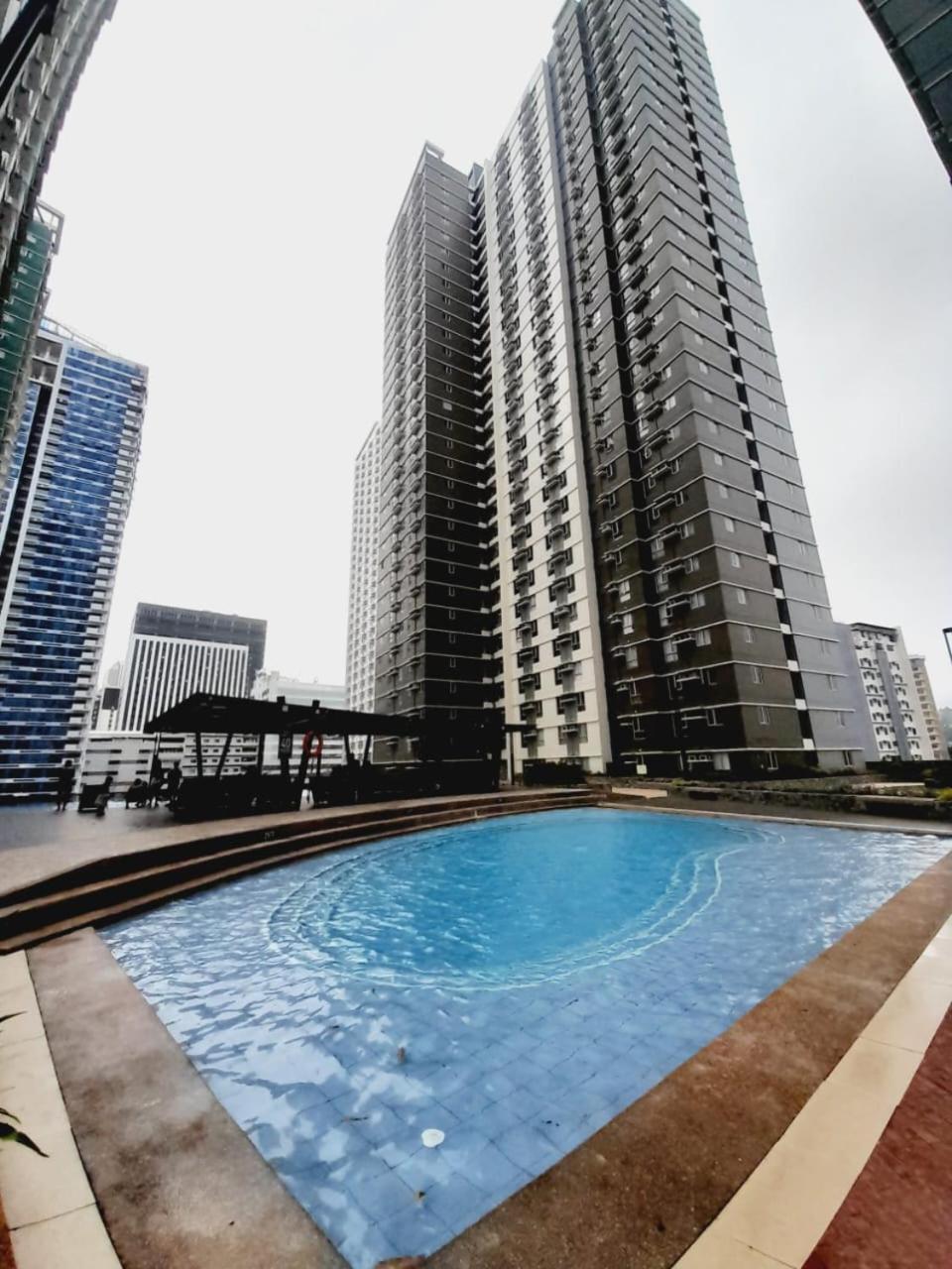 Apartment Avida Riala It Park Facing Mountain Area