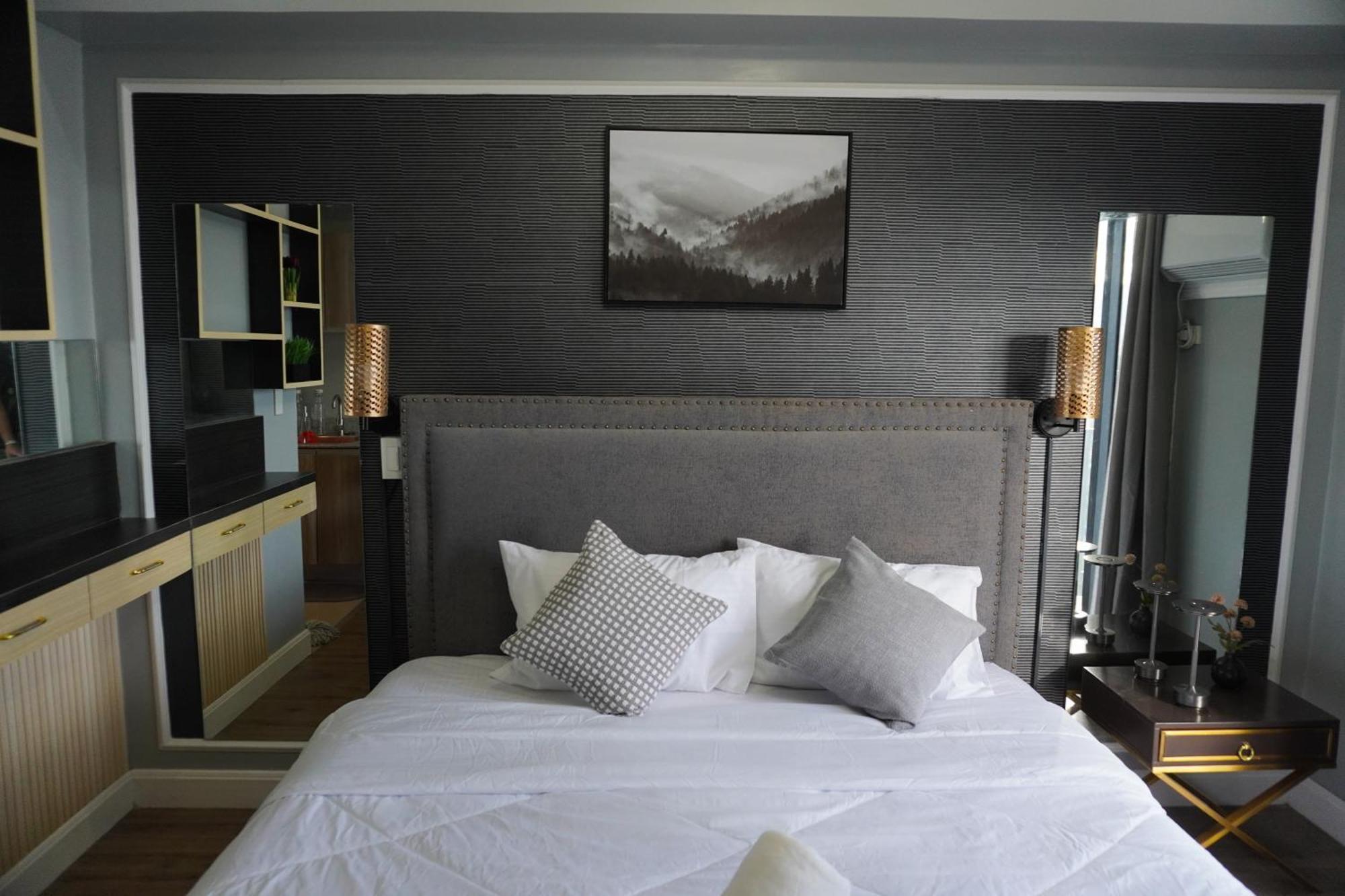 Cozy Urban In Grand Residences With Balcony Aparthotel *