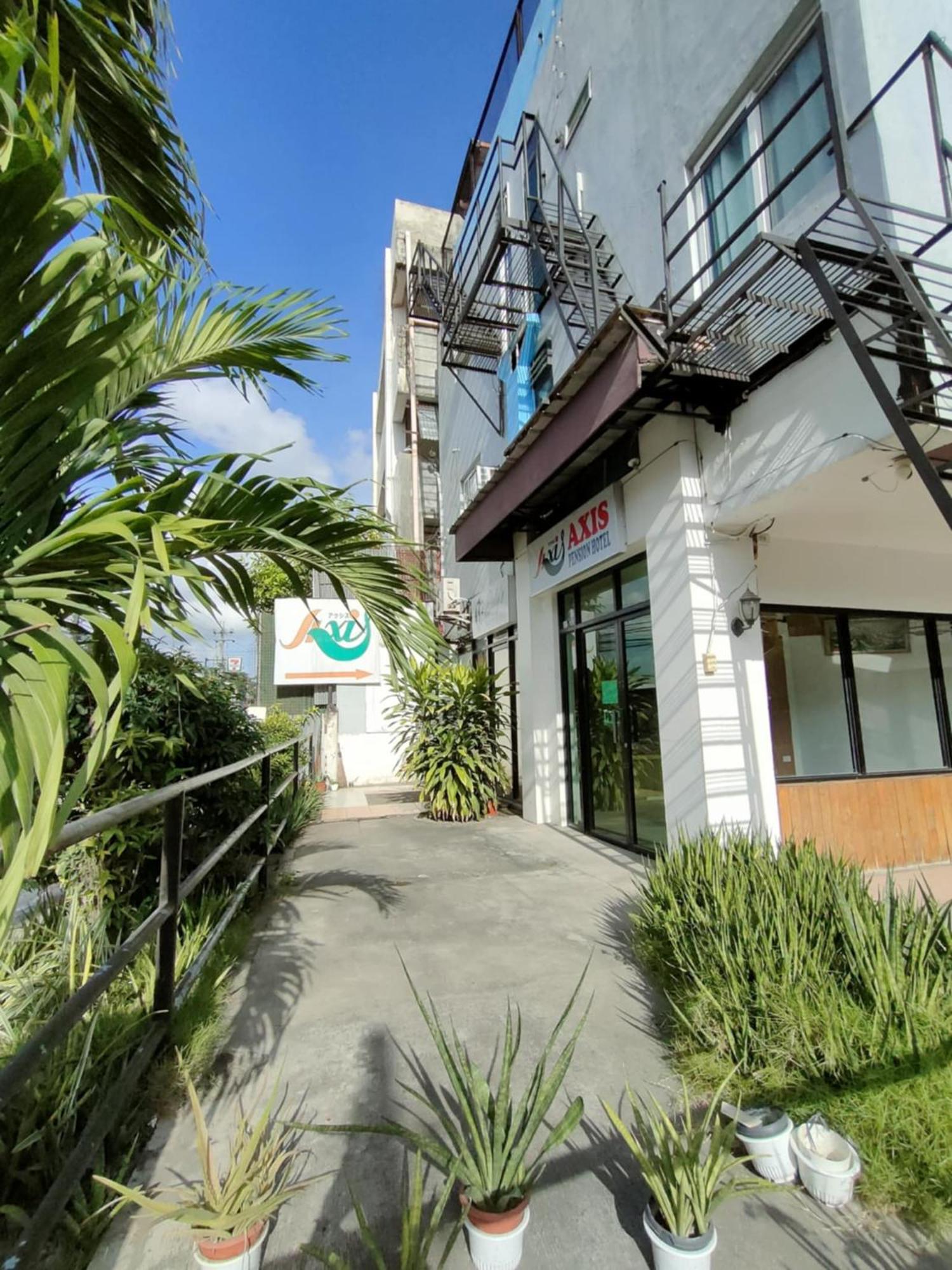 Axis Hotel Lapu-Lapu City