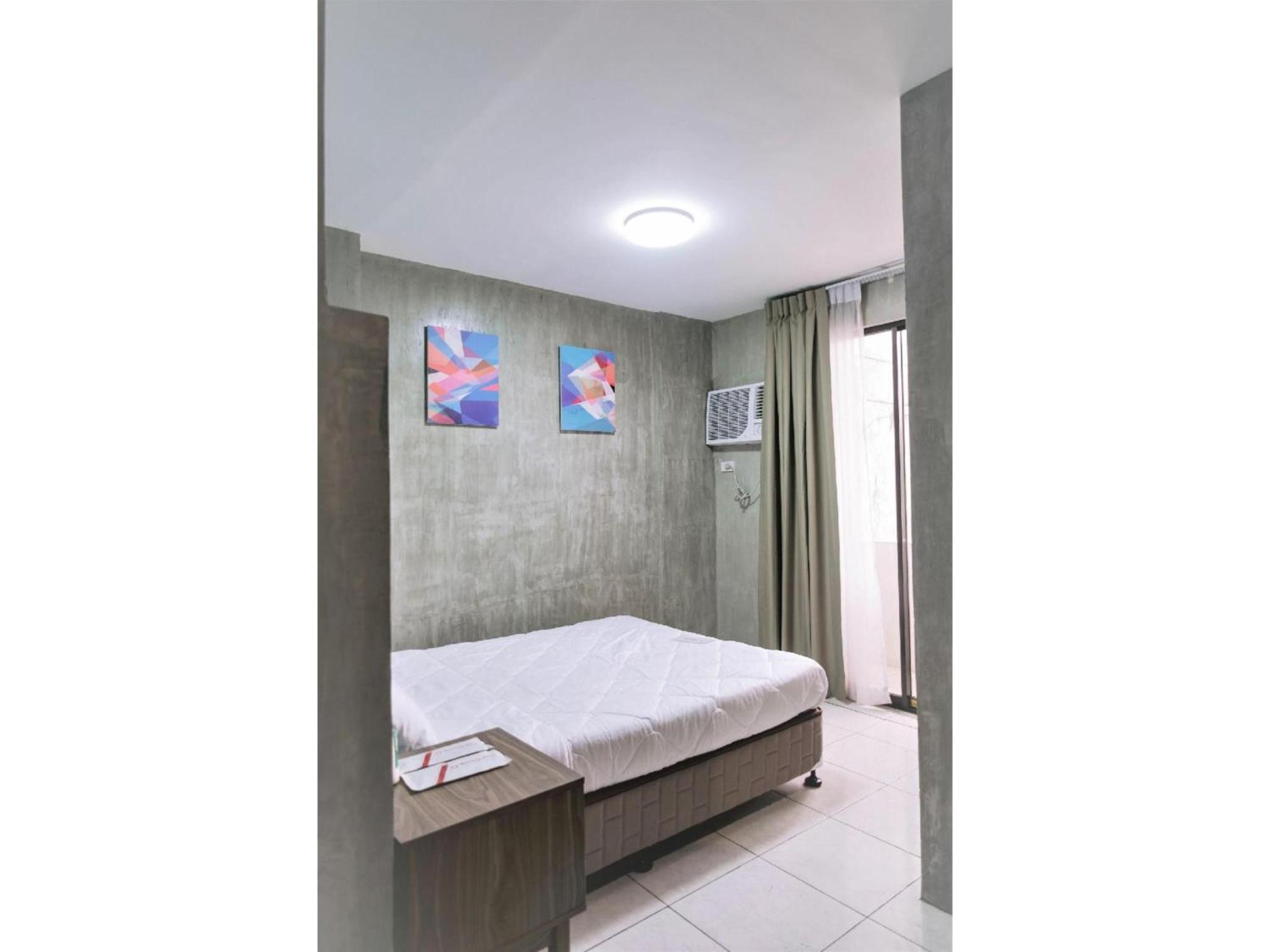 Oyo 925 Rcee Place Hotel