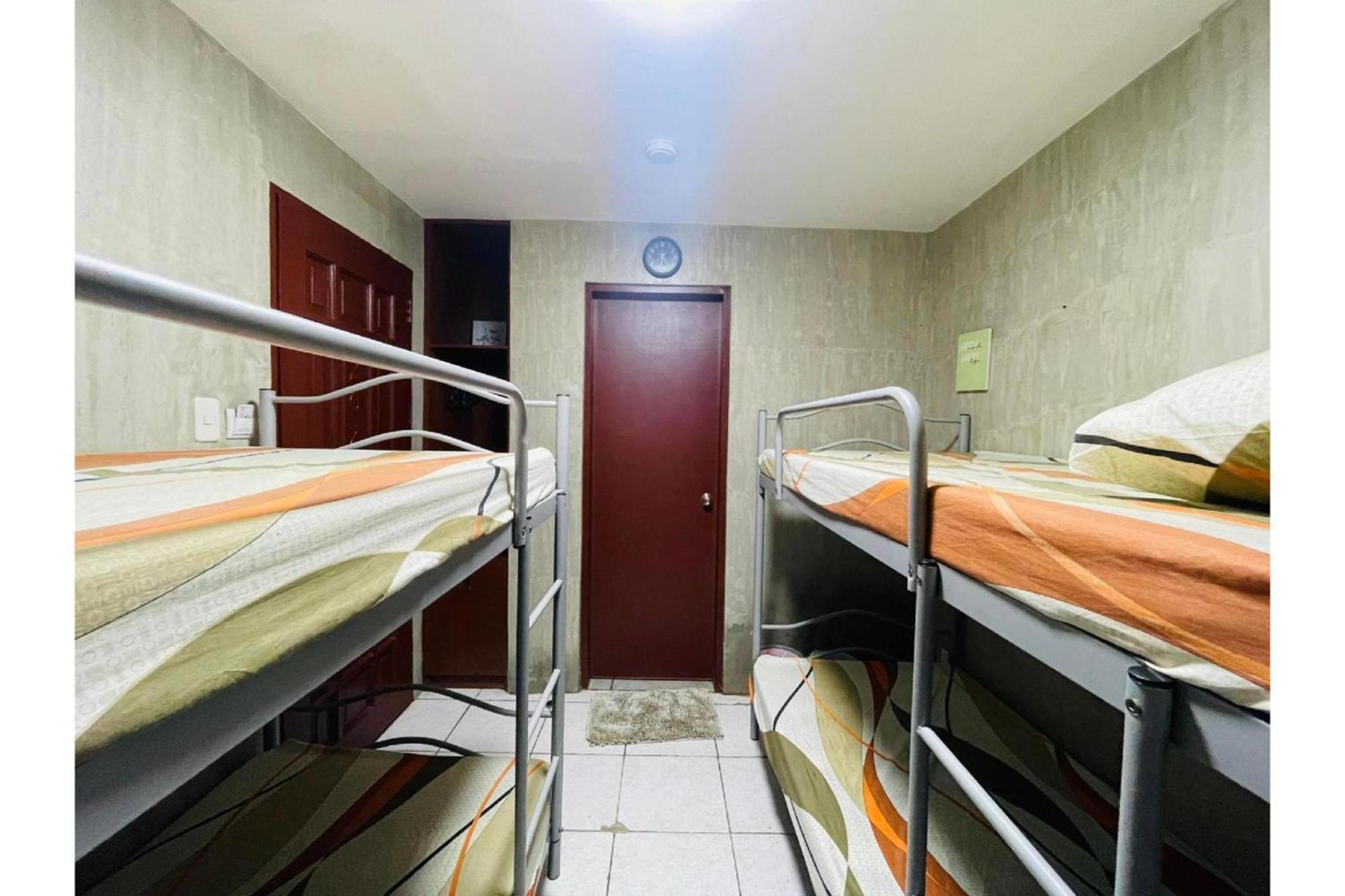 Hotel Oyo 925 Rcee Place 3*