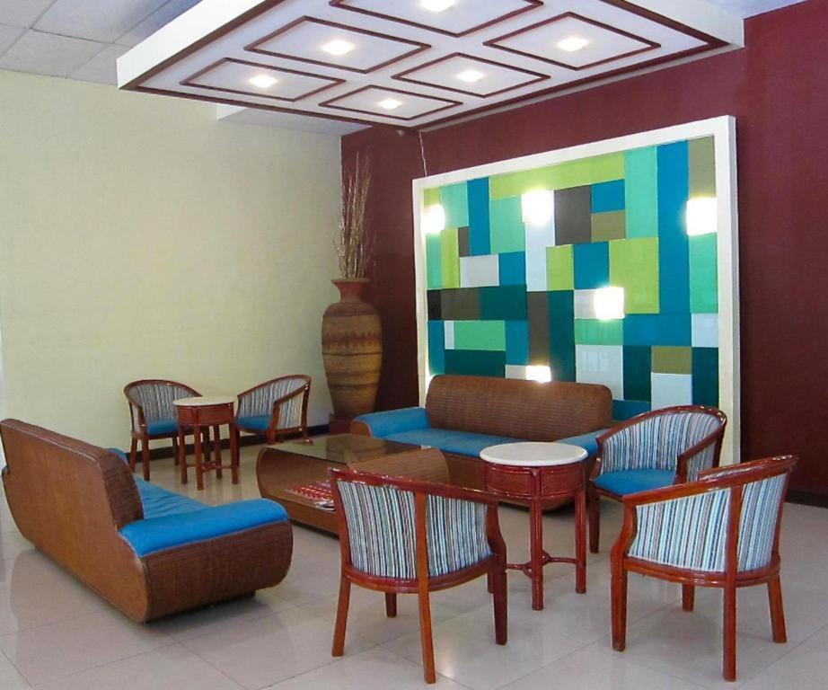 Holiday Spa Hotel Hotel