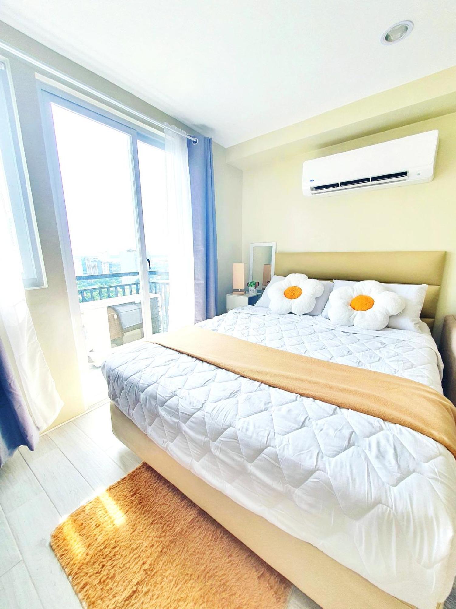 Budget Near Ayala Mall Cebu, Vfs - Sea And View With Balcony Apartment Cebu