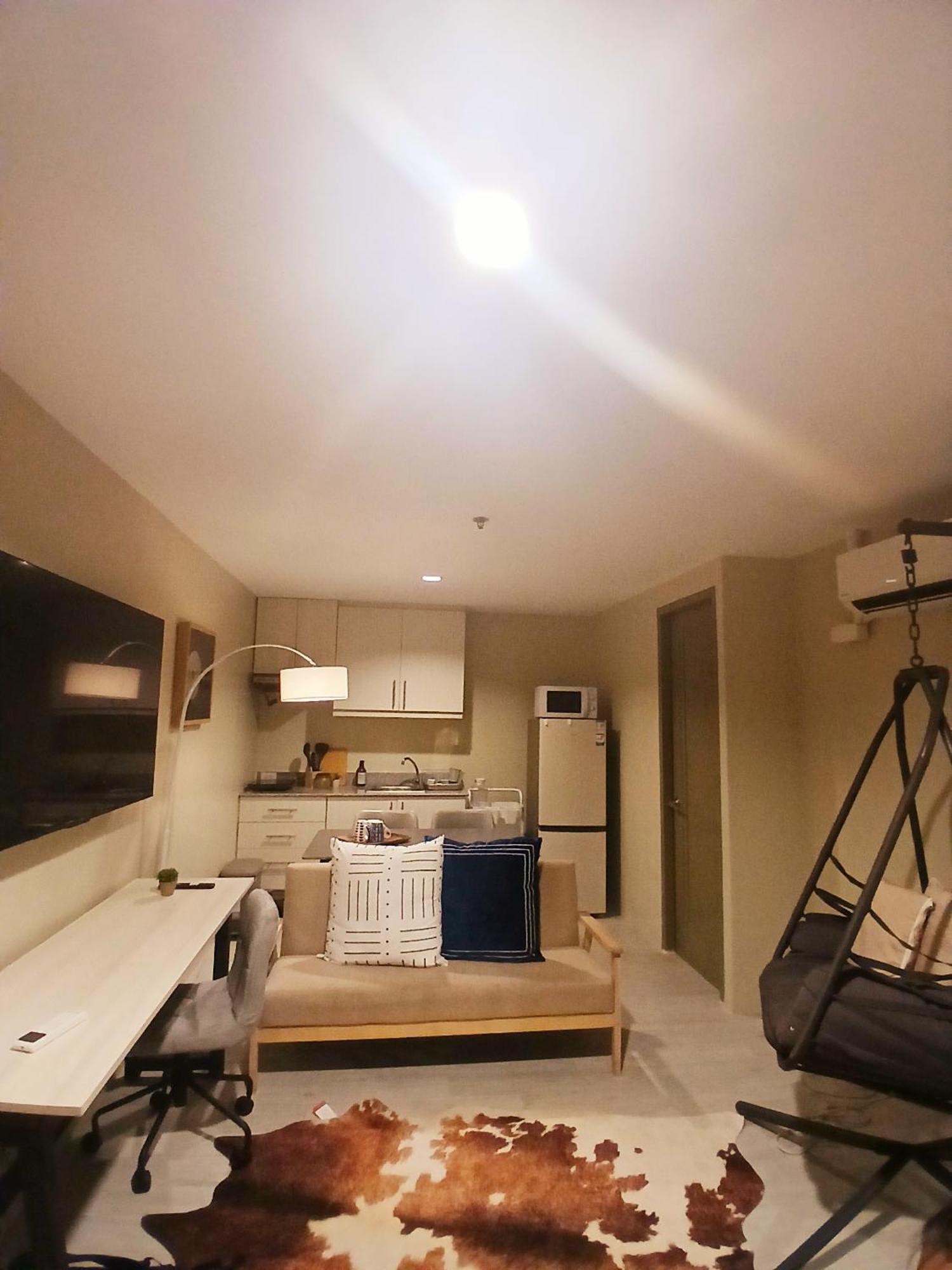 Cityscape Grand Tower - Lexis 2br, Across Ayala Mall, Near It Park Cebu
