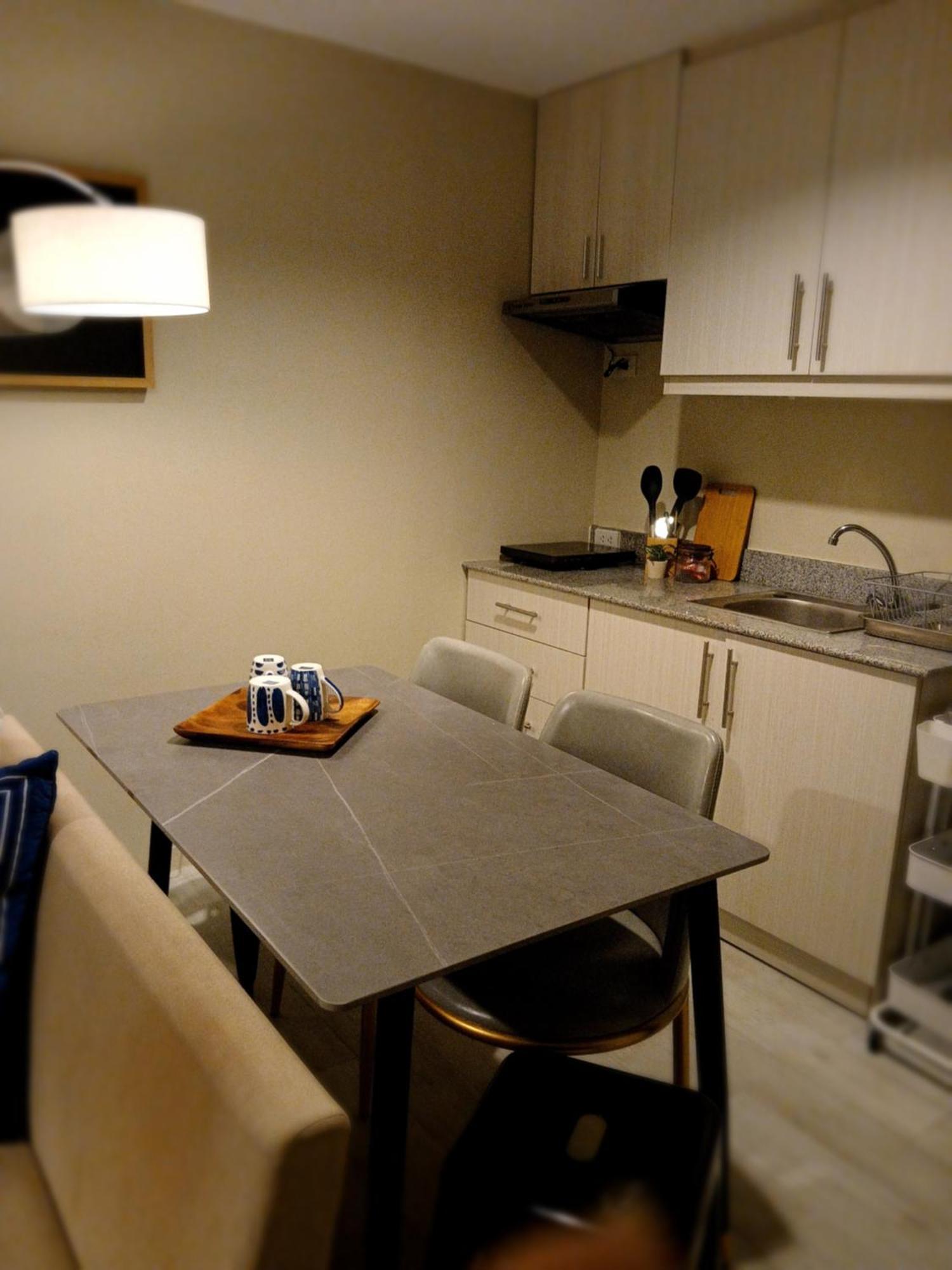 Cityscape Grand Tower - Lexis 2br, Across Ayala Mall, Near It Park Apartment