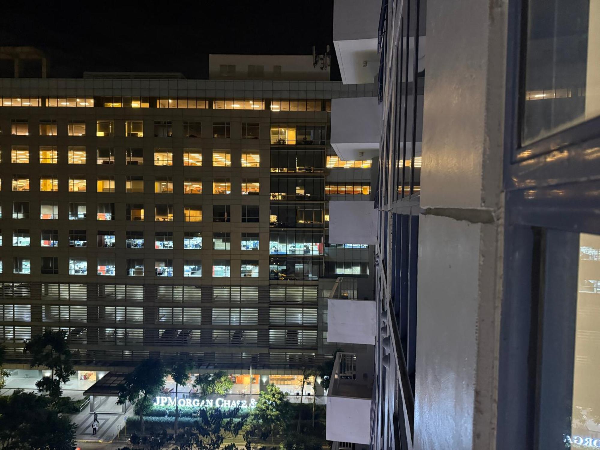 Apartment Executive - Netflix, Gym, Pool, Hs Wifi, 38 Park Avenue, It Park Cebu