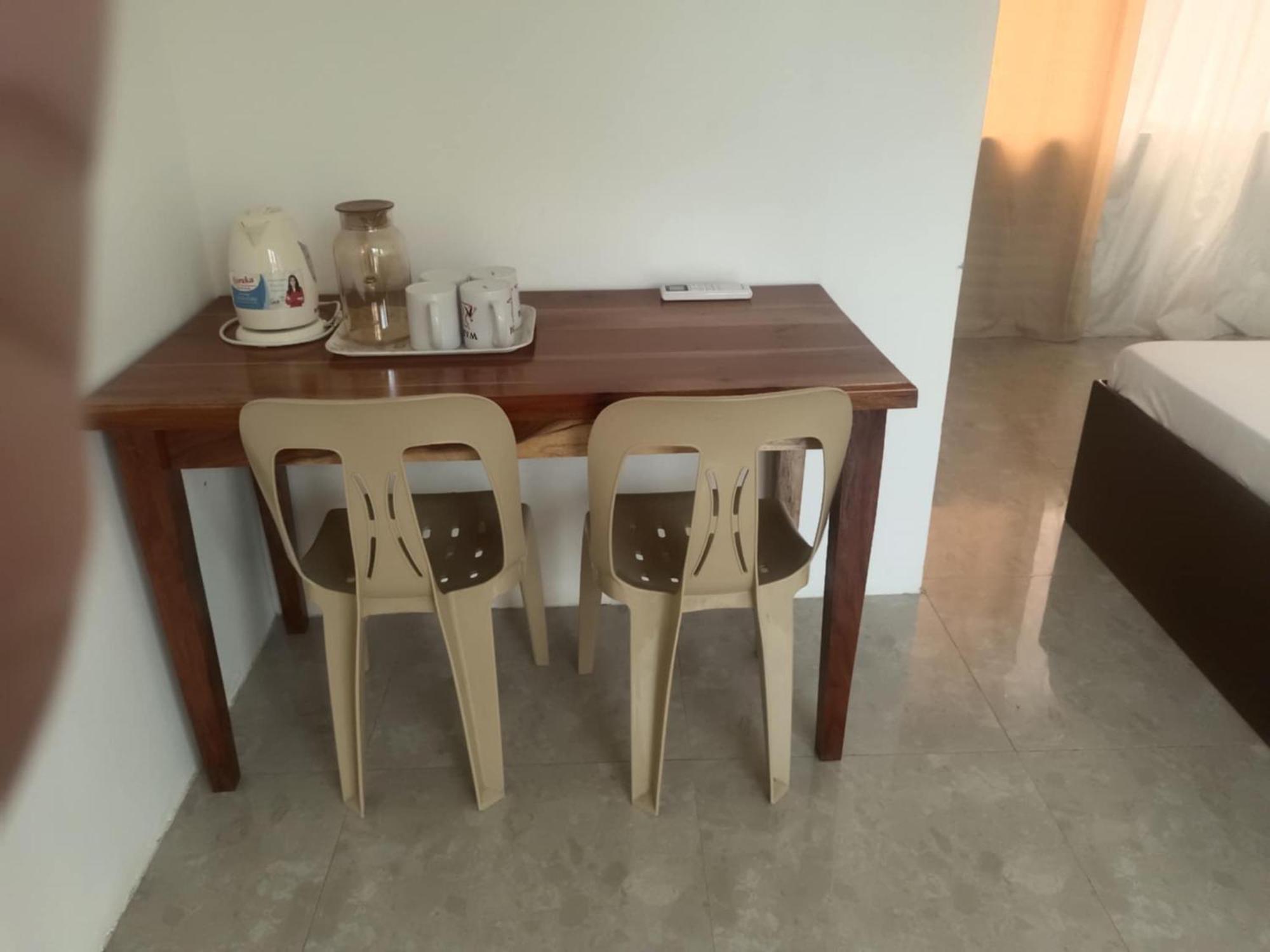 Guest house Warm Tourist Badian
