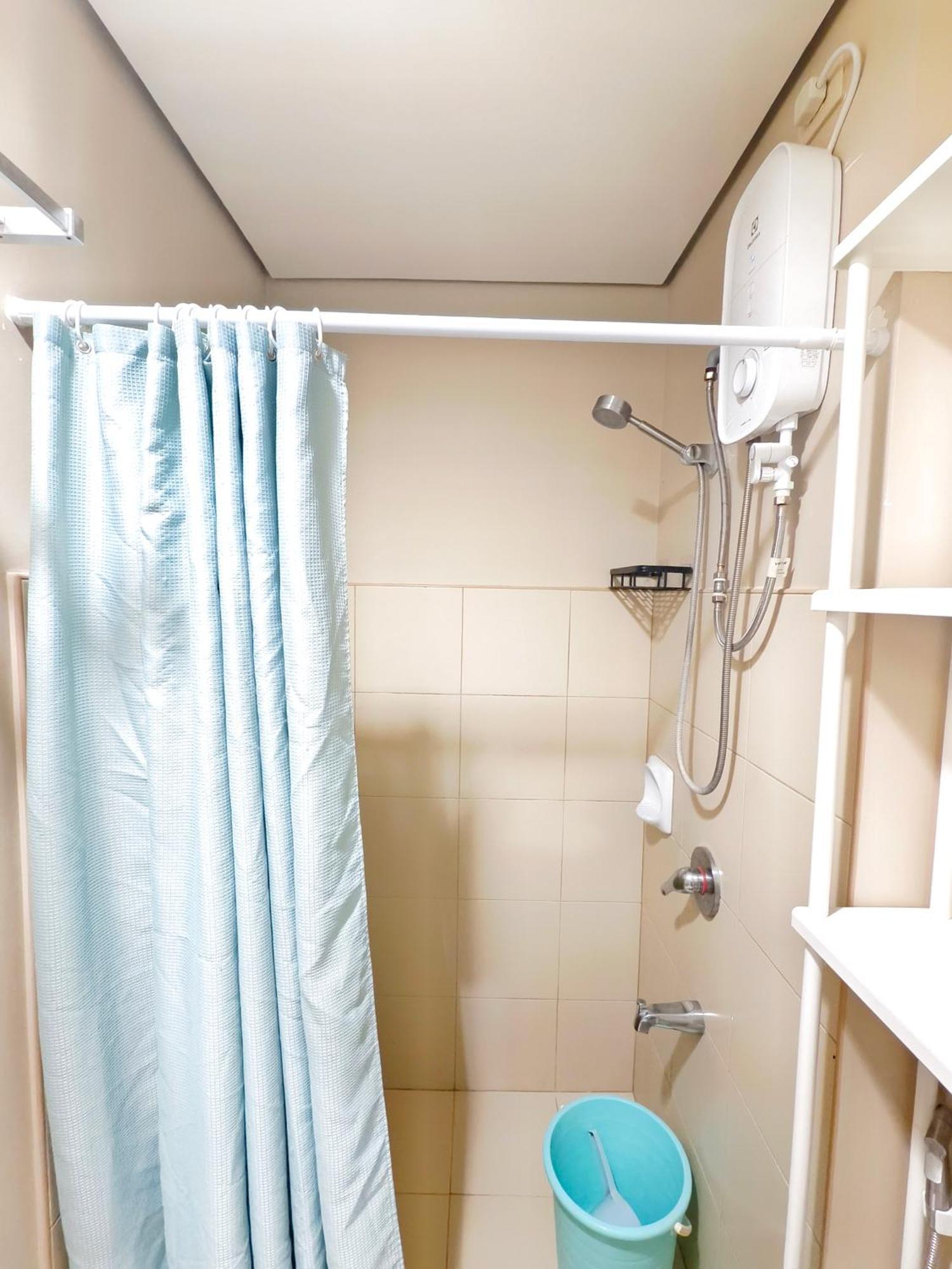 Apartment 2412t2 Avida Towers It Park 1br Unit Queen Bed *