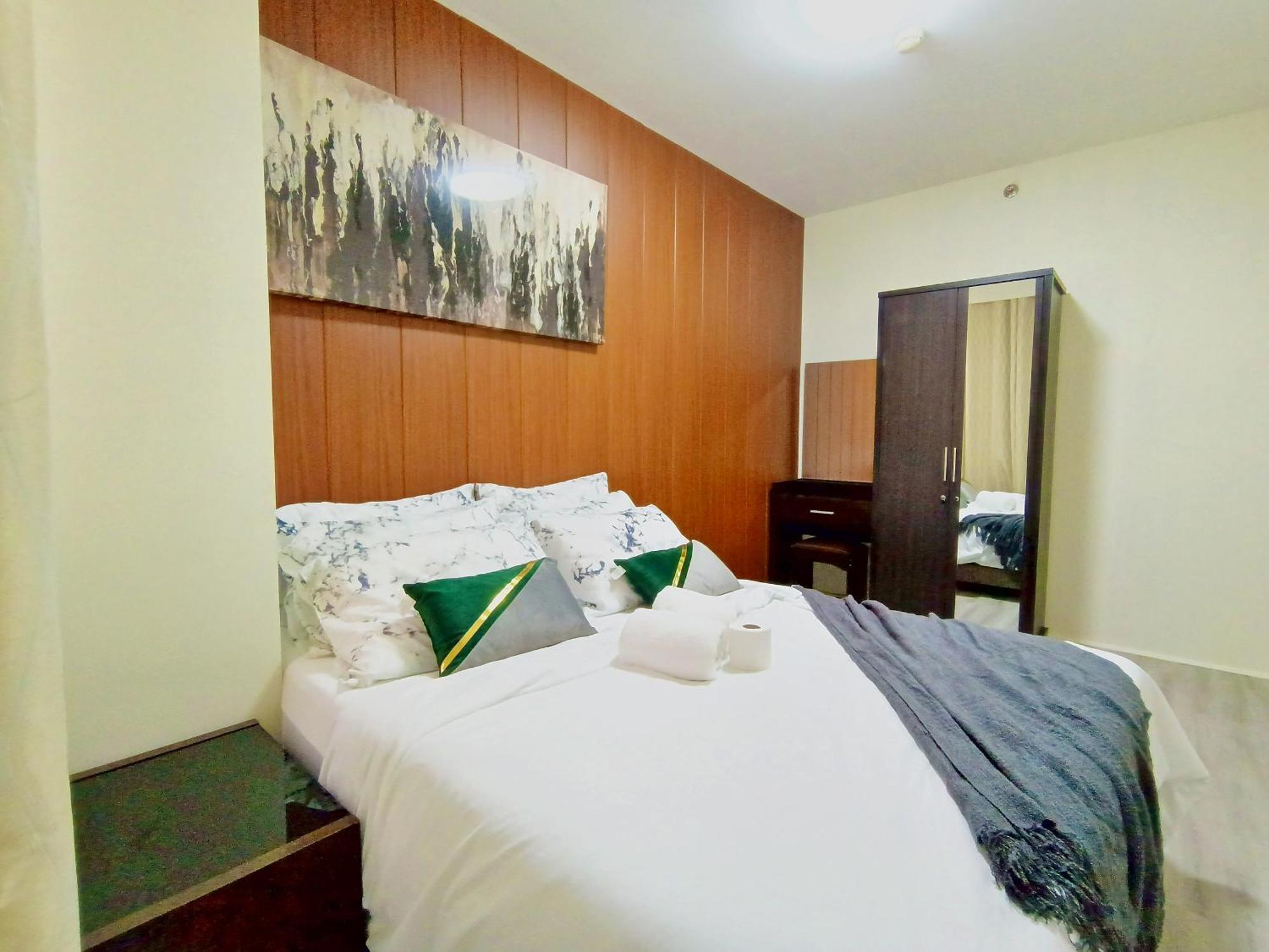 Apartment 2412t2 Avida Towers It Park 1br Unit Queen Bed *