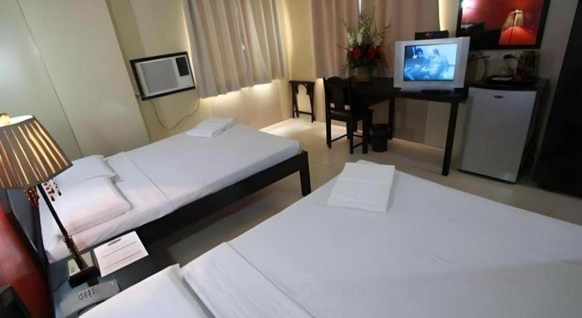 Sampaguita Plaza Garcia Hotel 3*