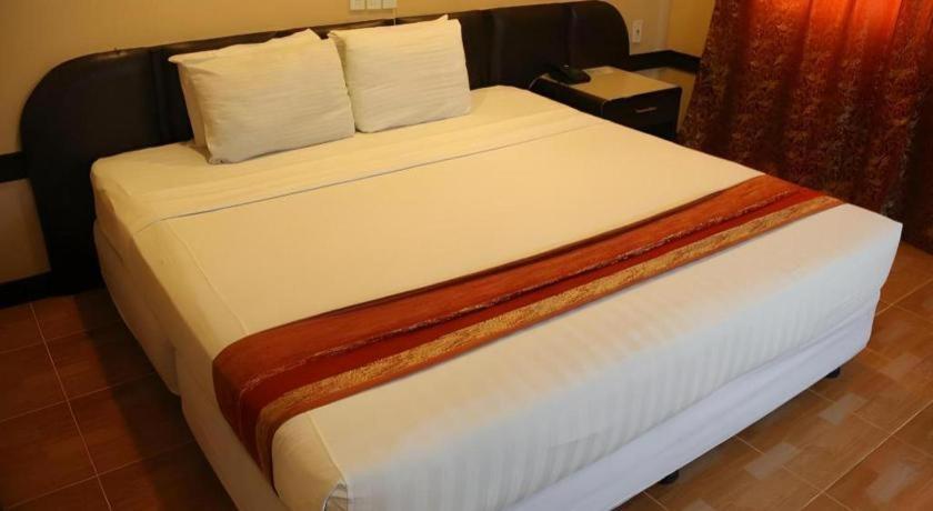 Hotel Holiday Spa Hotel Cebu
