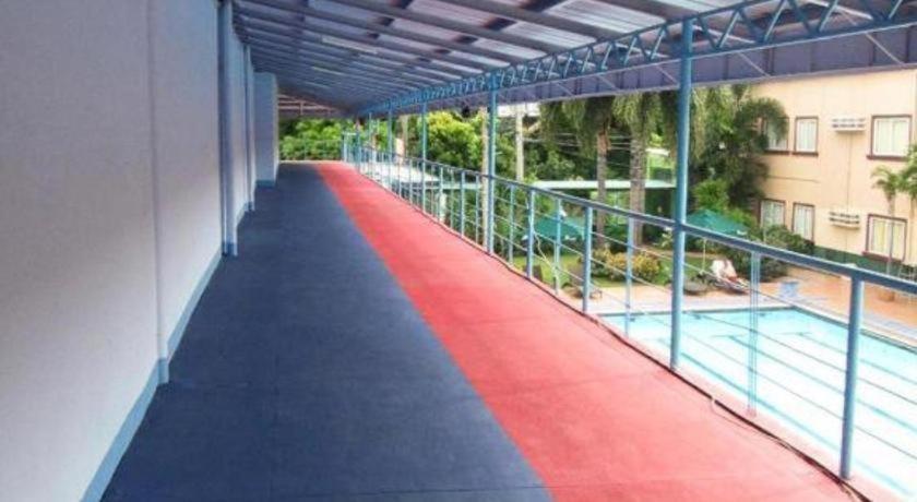 Holiday Spa Hotel Hotel