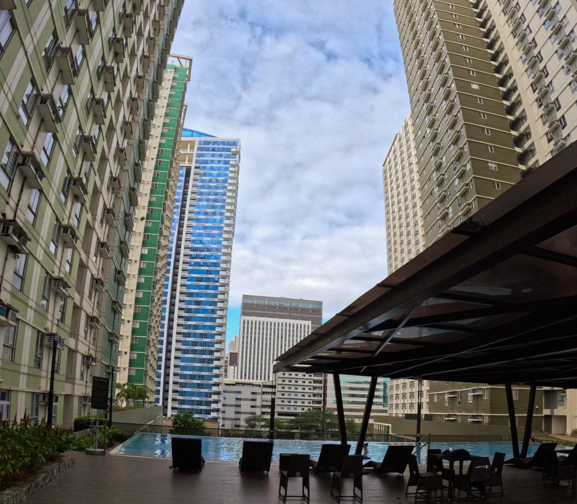 Cozy In It Park * Cebu