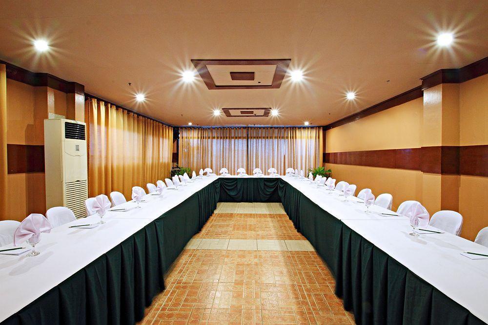 Hotel Mango Park 3*