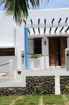 Hotel Kandugyap House By The Sea