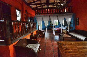Kandugyap House By The Sea Hotel