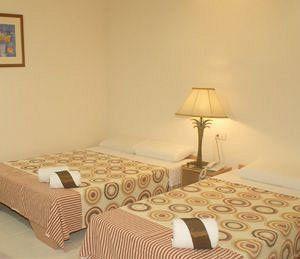 Hotel Pier Cuatro Cebu