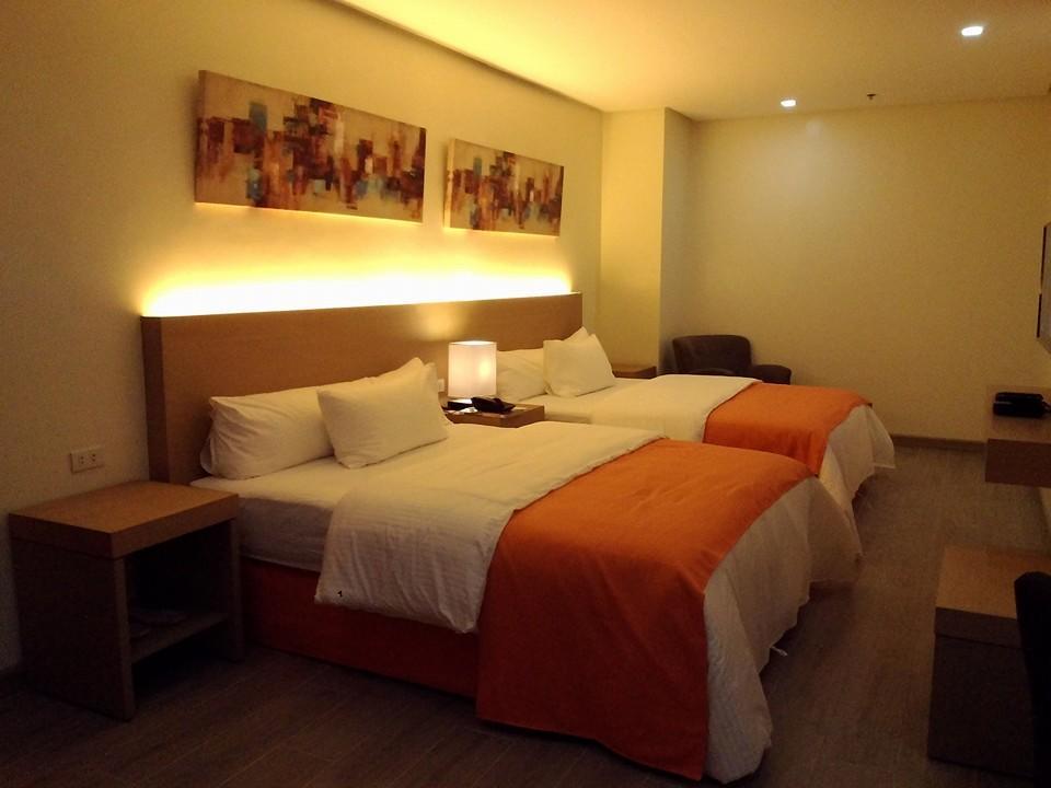 Business Hotel