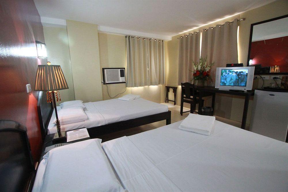 Hotel Sampaguita Plaza Garcia