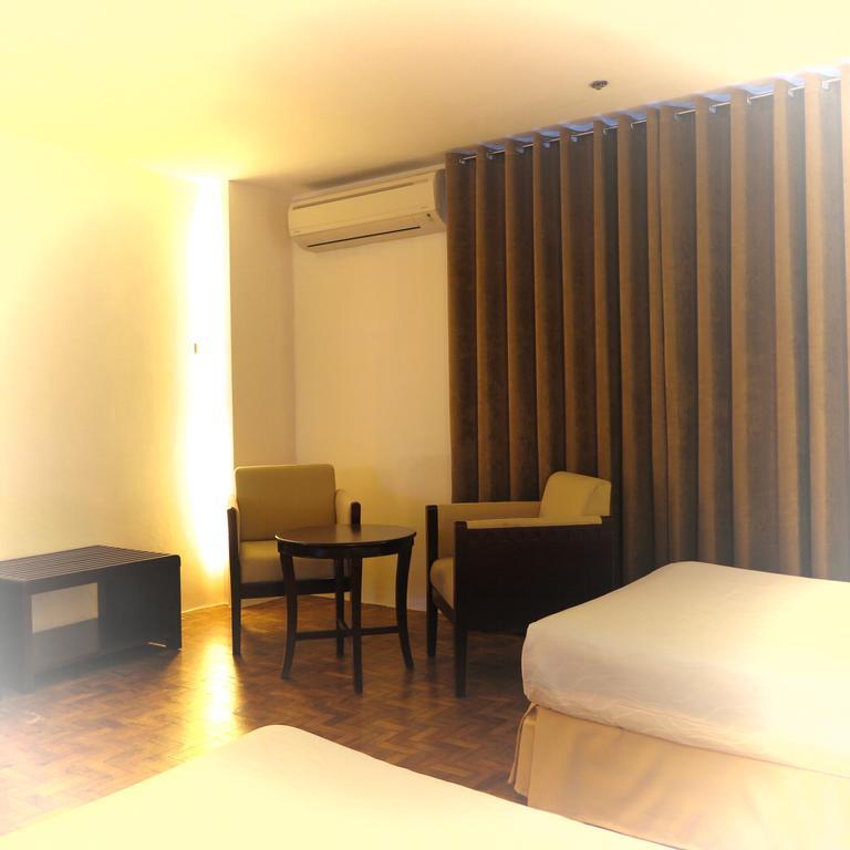Hotel Century Plaza Cebu